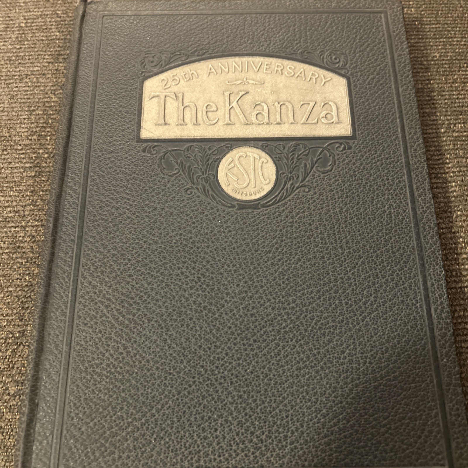 The Kanza 1928 KS State Teachers College Yearbook Volume XIX Pittsburgh, Kansas