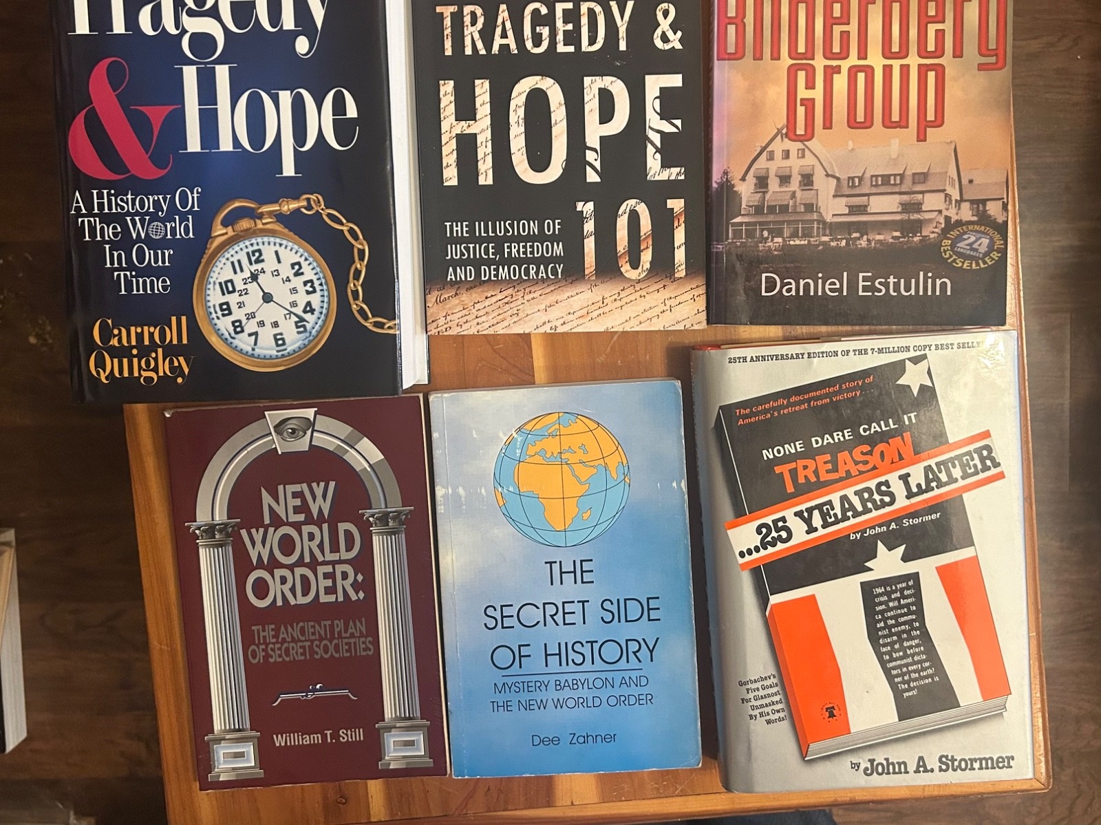 New World Order 50 book lot (see pictures)