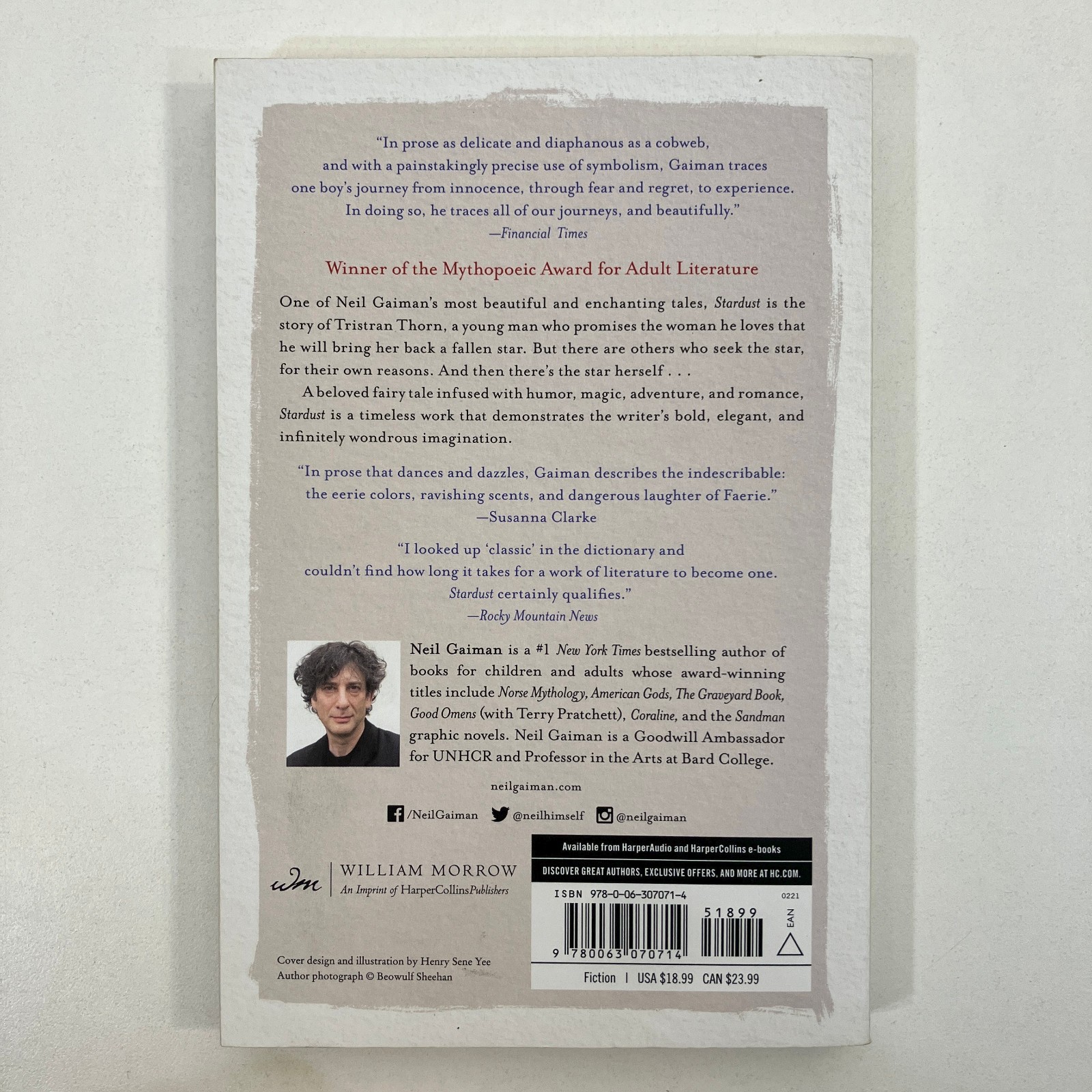 Stardust Neil Gaiman SIGNED William Morrow 2021 Fantasy Trade Paperback Novel