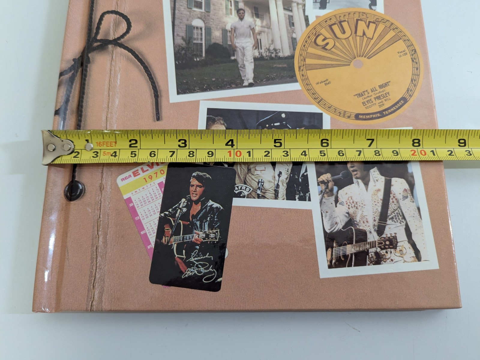 1998 ELVIS PRESLEY Album Hardcover Book 92 Pages History from 50’s 60’s & 70’s