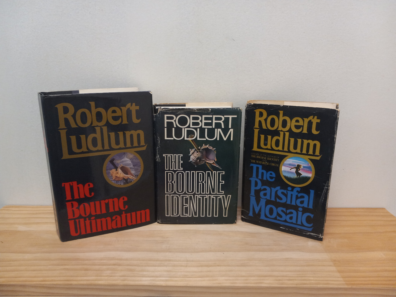 Robert Ludlum 1st EdThe Bourne Identity,The Parsifal Mosaic,The Bourne Ultimatum
