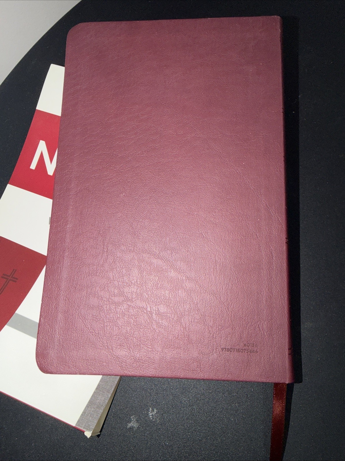 NKJV Value Thinline Bible, Wine Leathersoft, Gray Letter Comfort Print Thinline