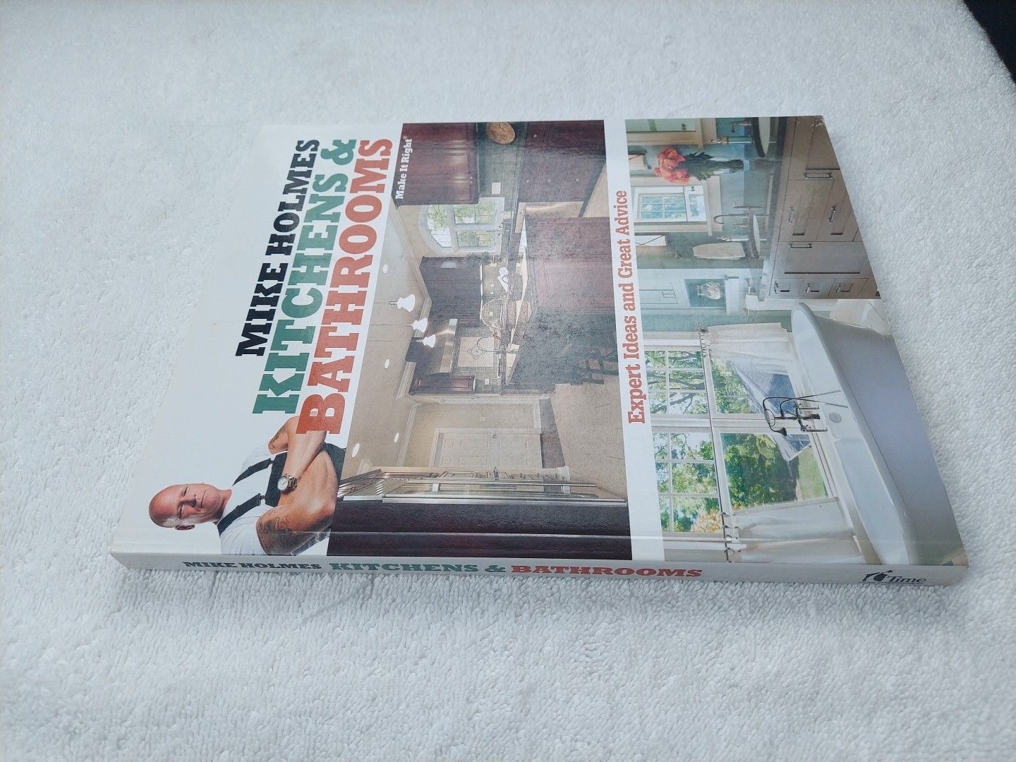 Mike Holmes Kitchens and Bathrooms by Mike Holmes (2013, Trade Paperback)
