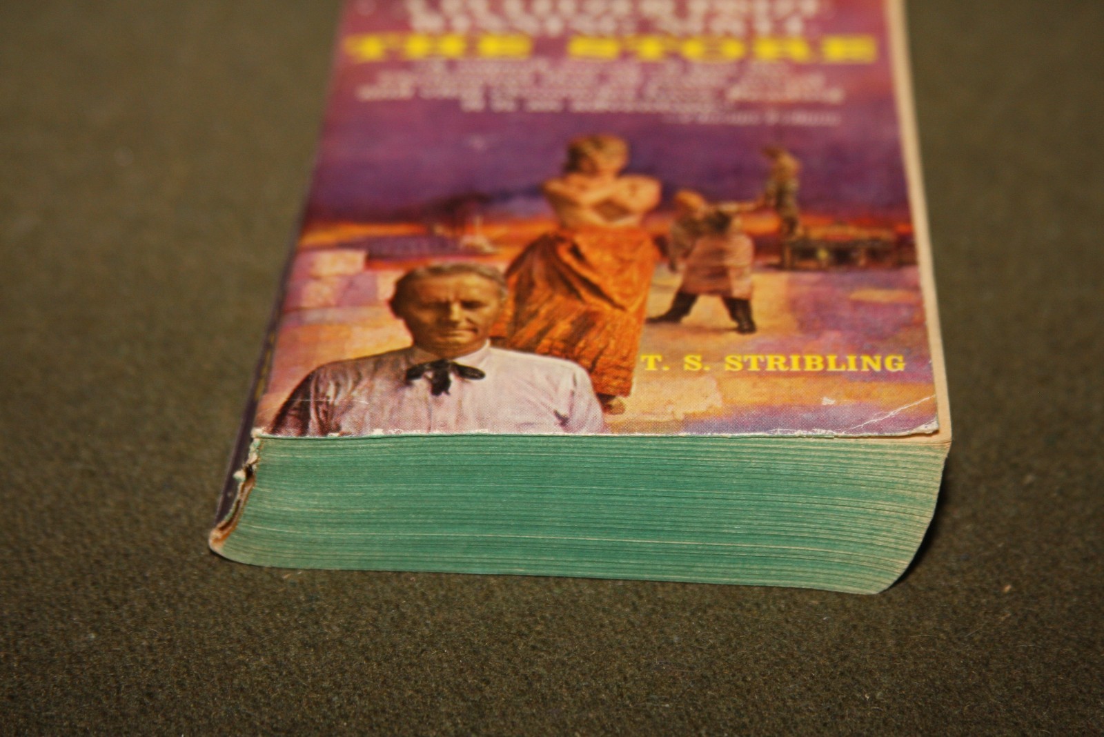 The Store by T. S. Stribling 1960’s PB Avon V-2046 1933 Pulitzer Prize Winner