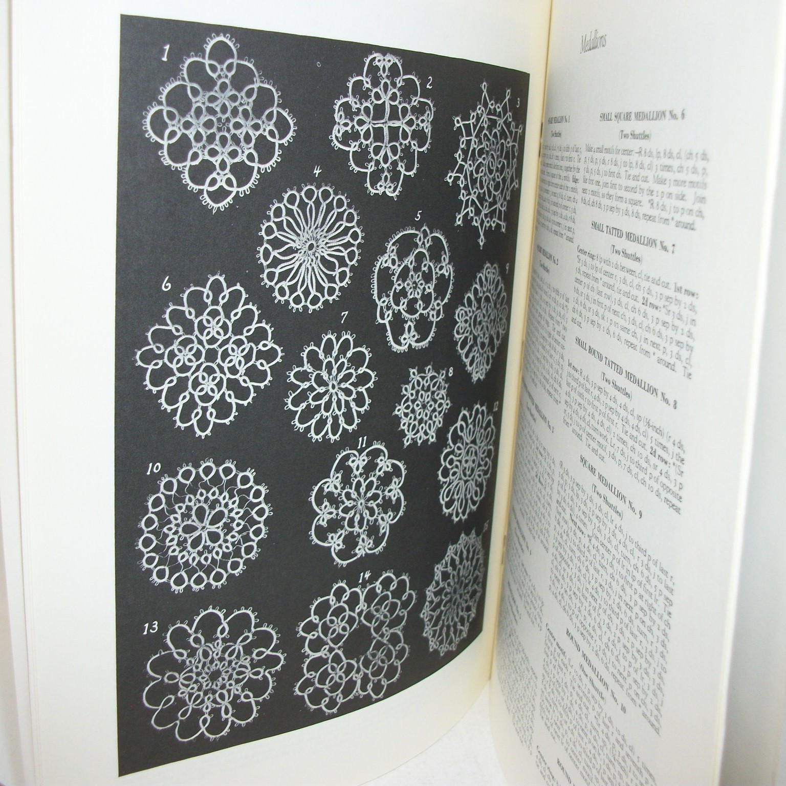 Tatting with Anne Orr Book Dover Needleworks Series Lace Edgings Medallions
