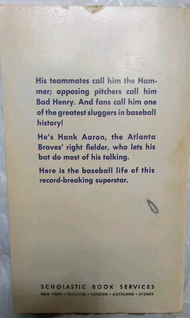 5 Vintage 1970’s Kids Sports Books Lot – NFL, MLB, Hank Aaron, Ripley’s