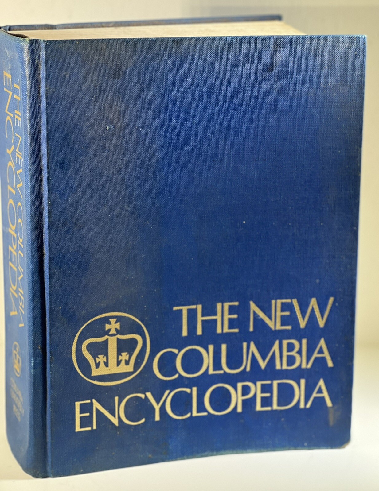 The New Columbia Encyclopedia fourth edition 1975