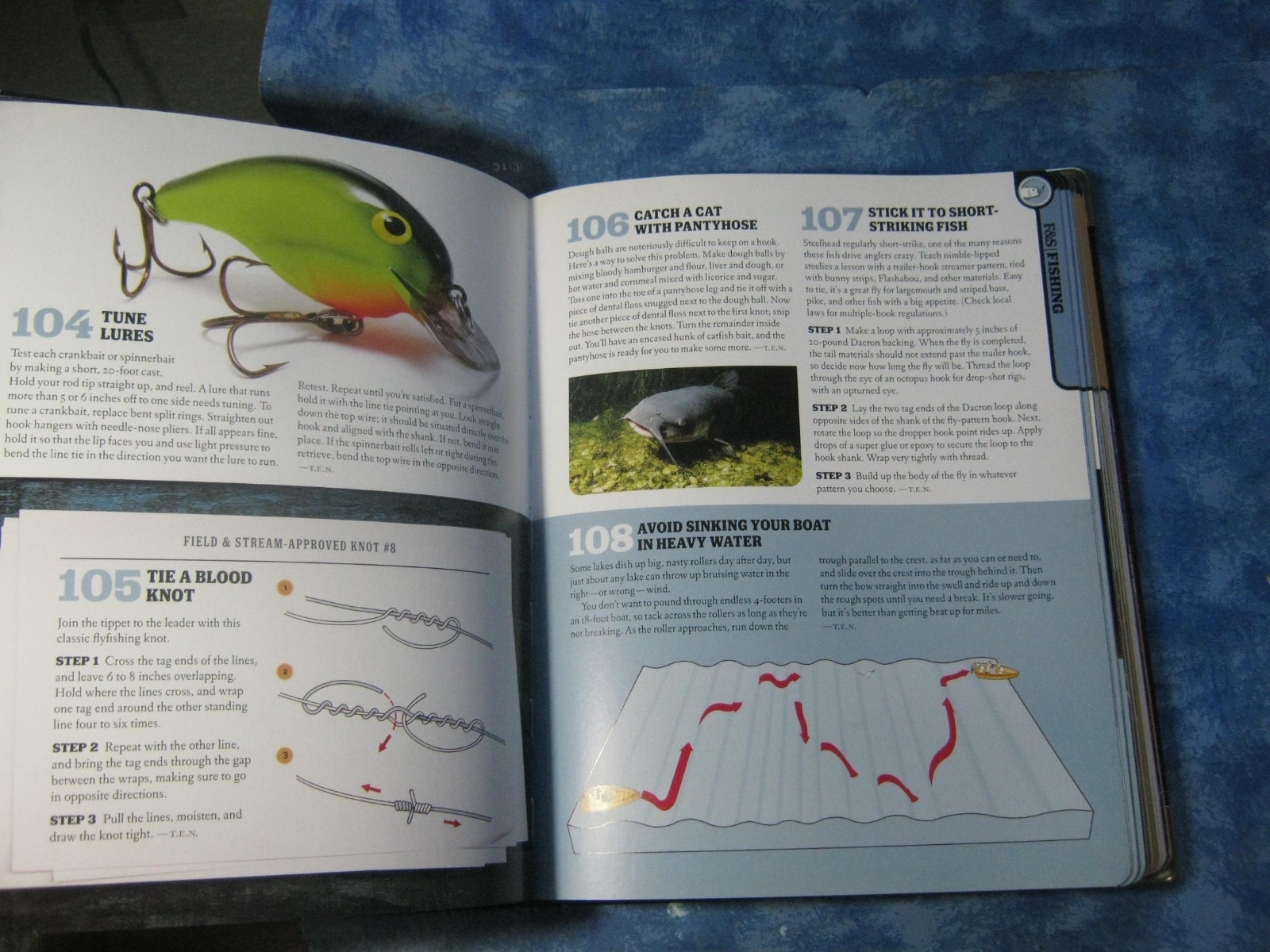 THE TOTAL OUTDOORSMAN SURVIVAL MANUAL SC 2014 374 Skills You Need VGC