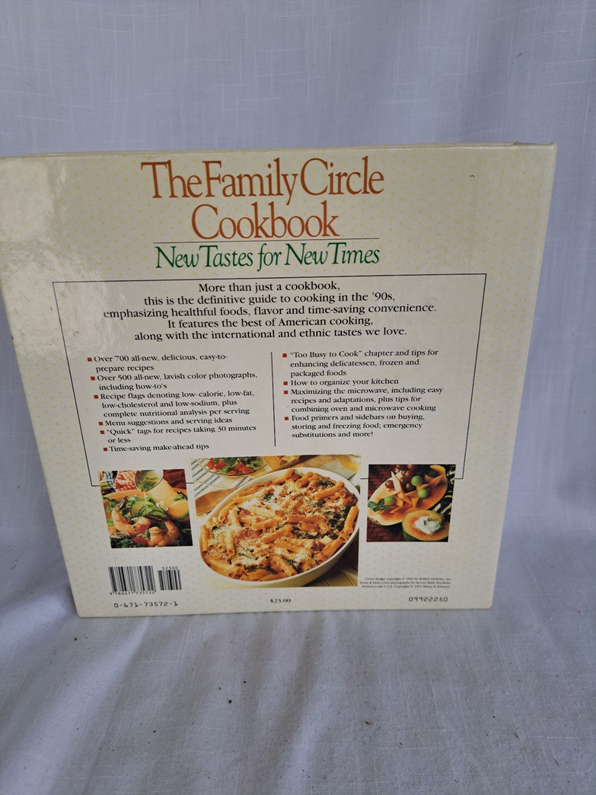 THE FAMILY CIRCLE COOKBOOK “New Tastes for New Times” 1992 645 pages WONDERFUL!