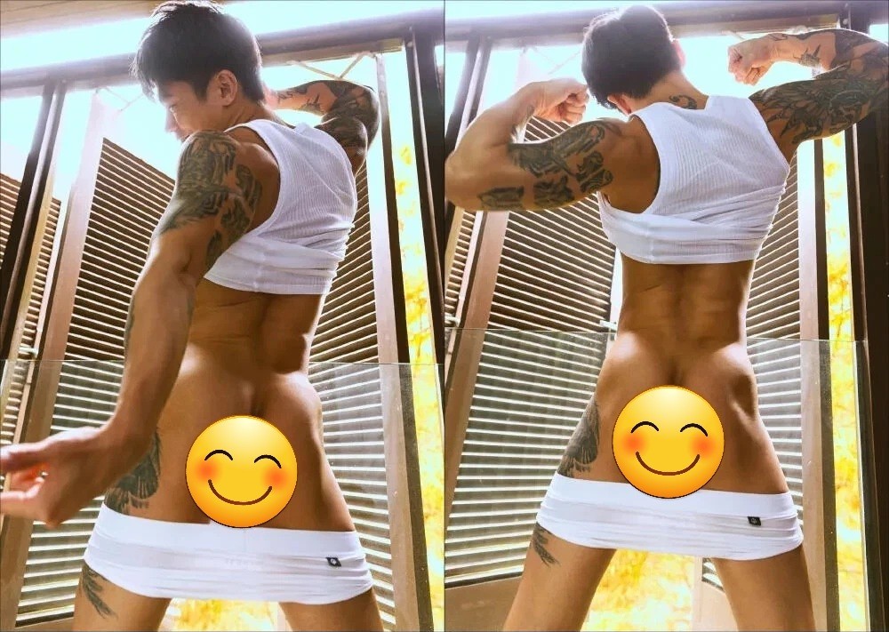 Book / XXX: Xavier shih x Timothysphotos + gift / TAIWAN KOL HUNK (18+)