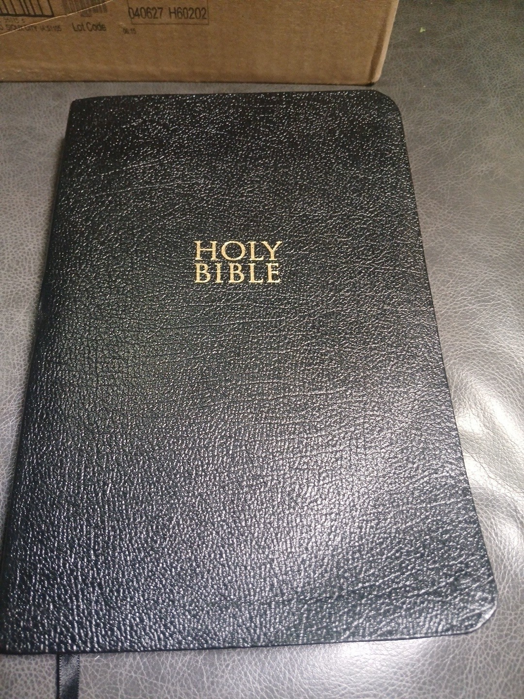 NKJV Giant Print Edition Bible Black Bonded Leather 9781404182578 Thomas Nelson