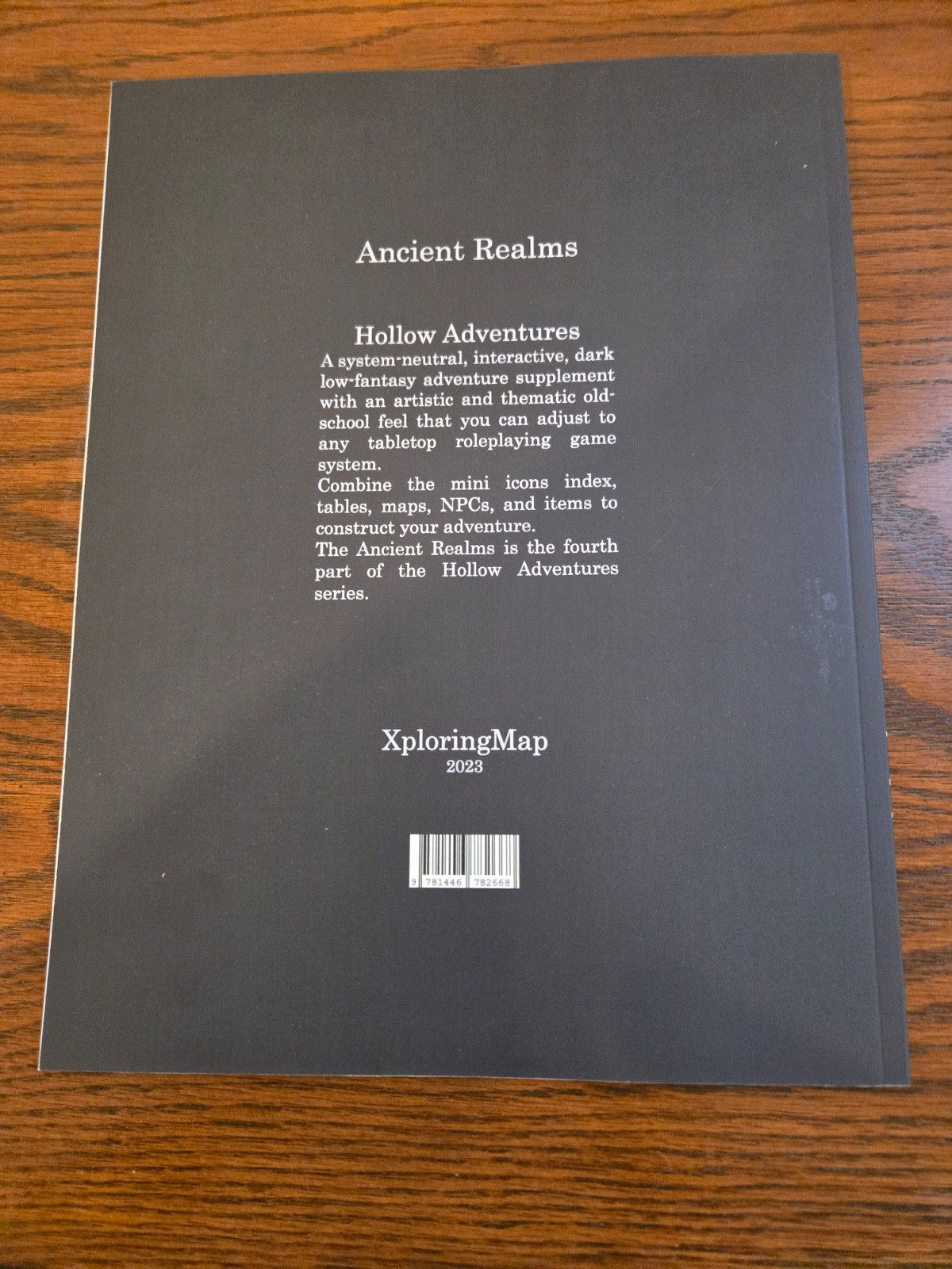 Ancient Realms – Hollow Adventures: A system-neutral supplement for any RPG. Han