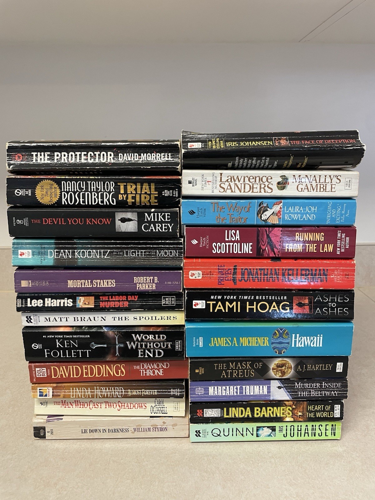 Lot of 23 Novels Thrillers Suspense Best Sellers Paperbacks Random Mixed Authors