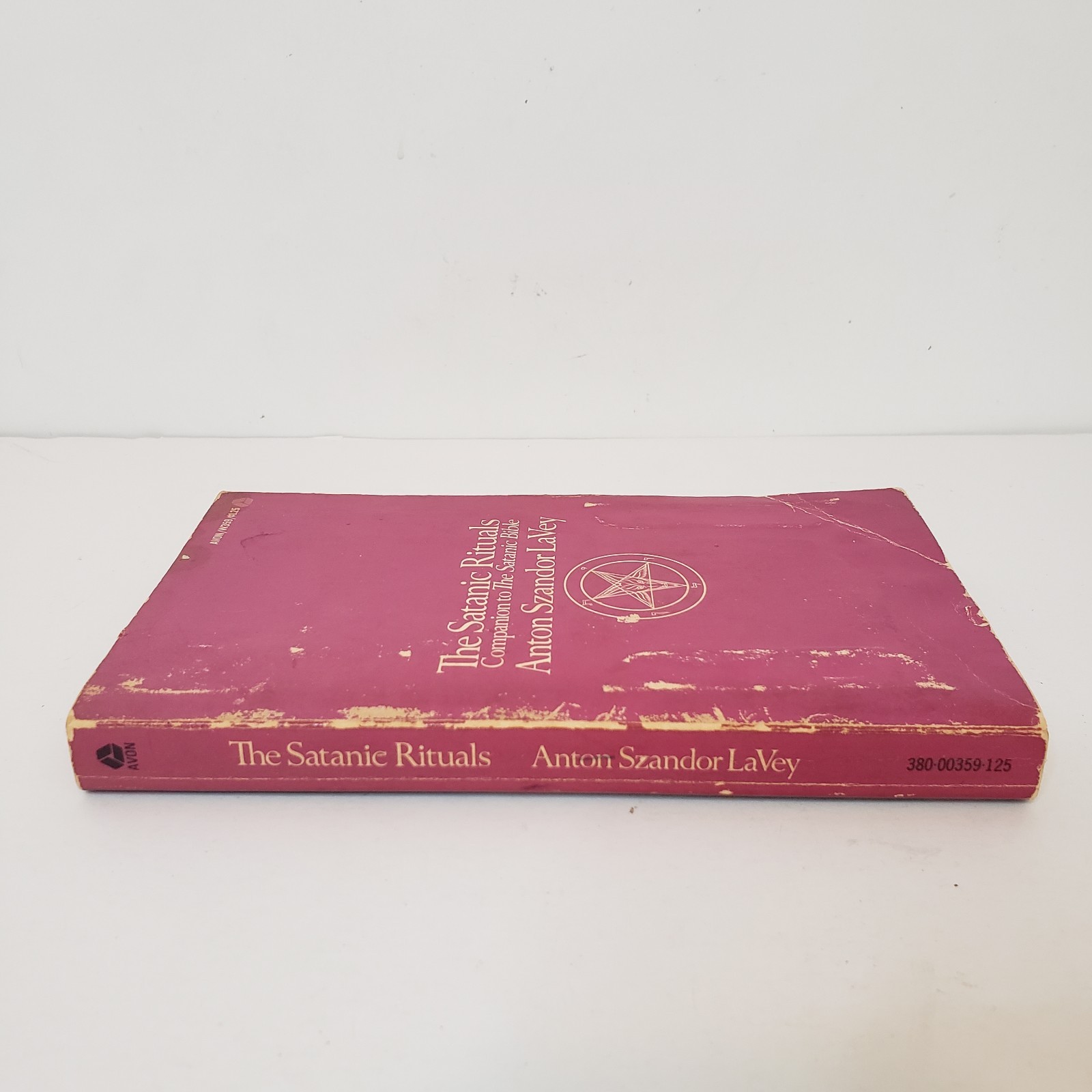The Satanic Rituals Paperback Book Anton Szandor LaVey 1972 1st Avon Printing
