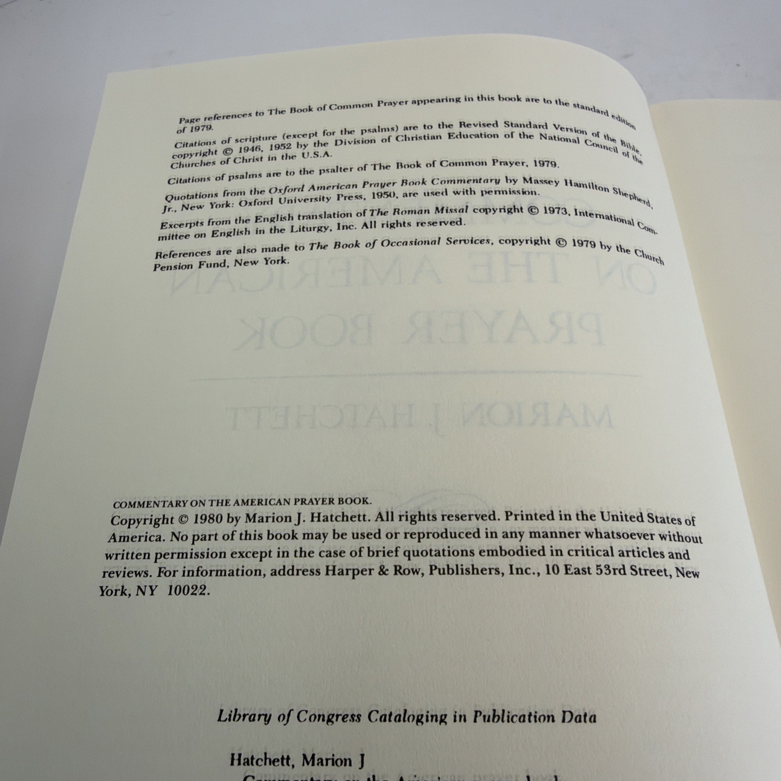 Commentary on the American Prayer Book 1979 HCDJ by Marion J. Hatchett