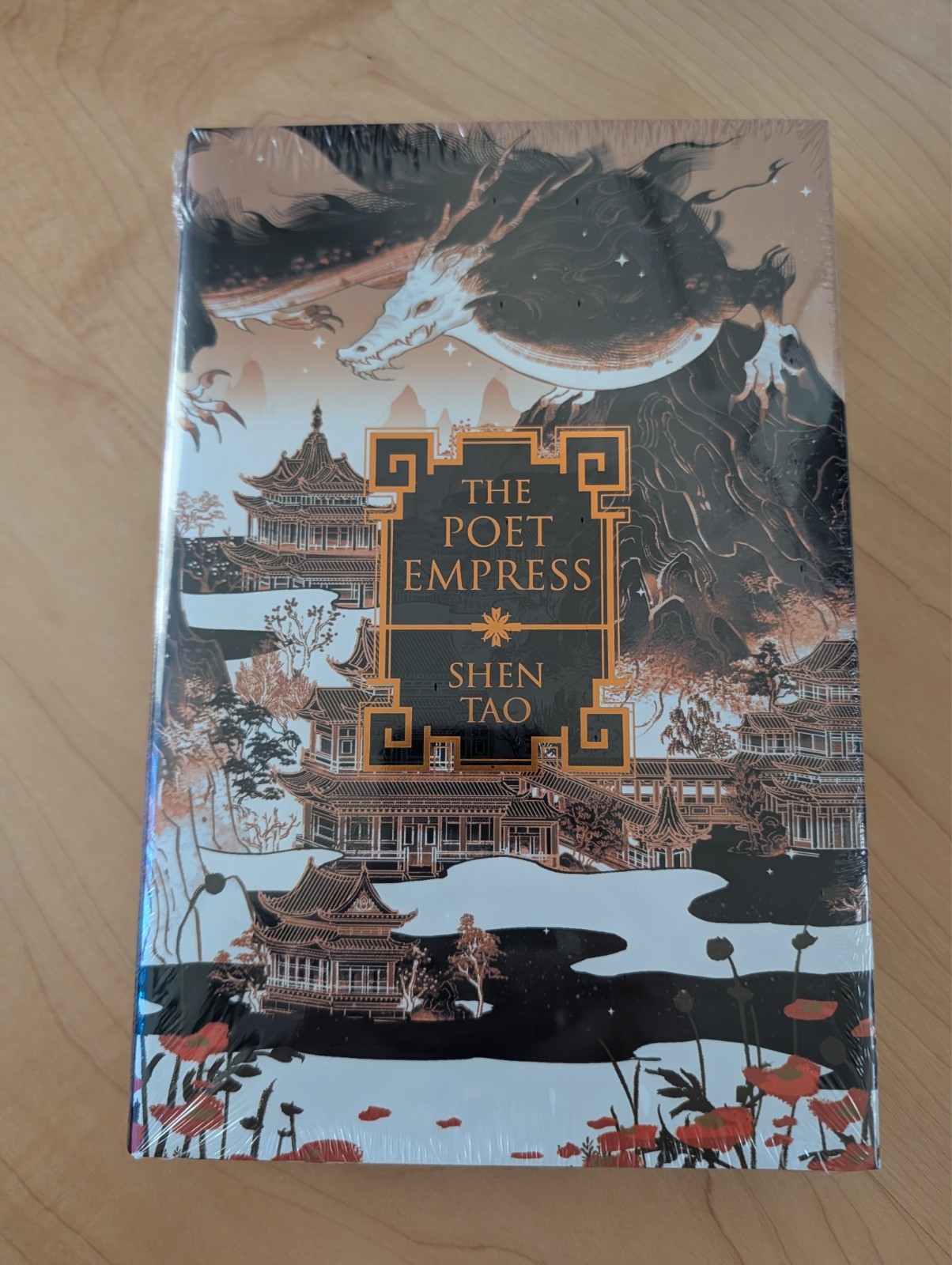The Poet Empress Shen Tao – Illumicrate Exclusive Hardcover Sprayed Edges Sealed