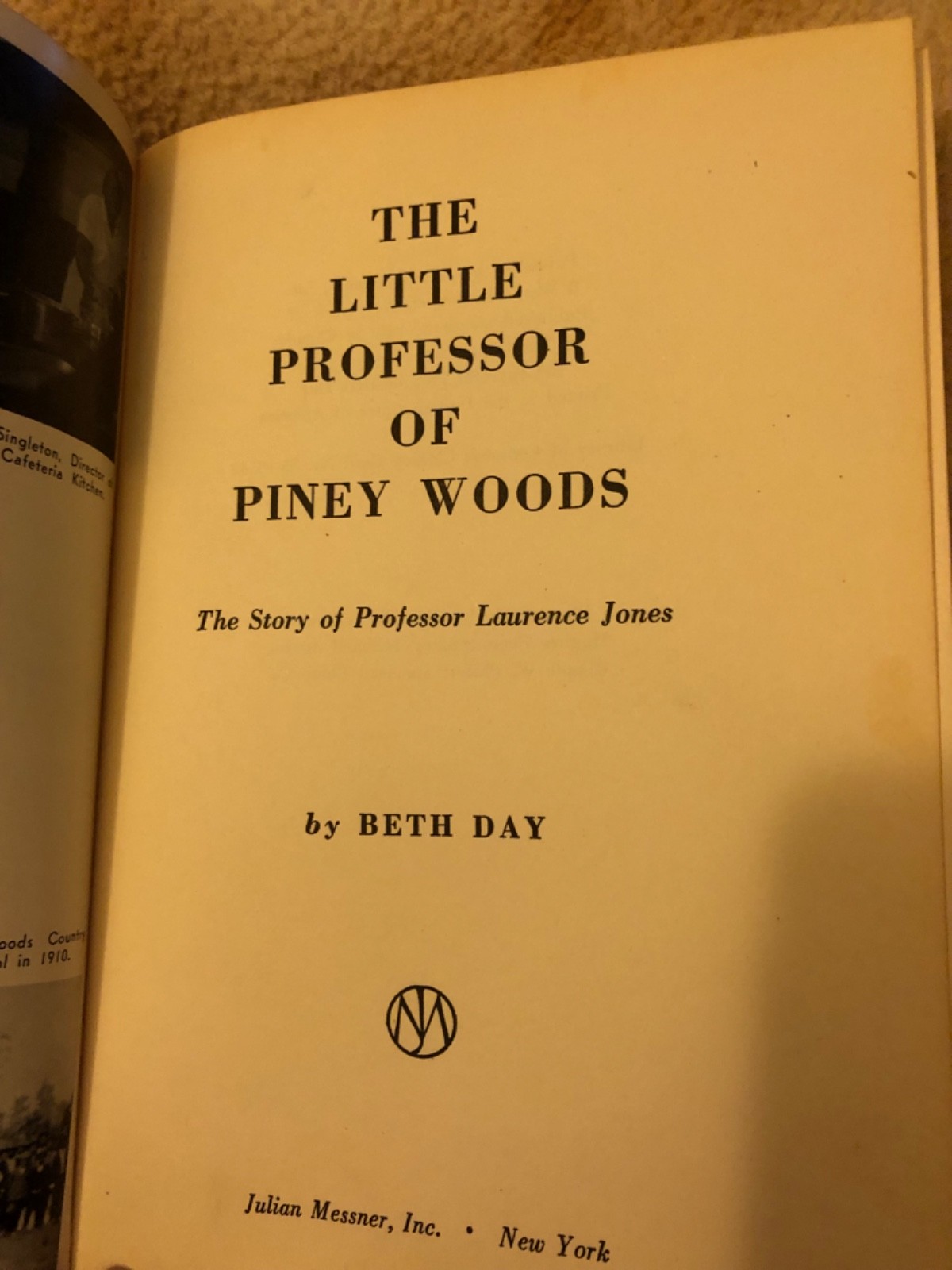 Beth Day LITTLE PROFESSOR OF PINEY WOODS – Laurence Jones 1955 HC 1st Edition