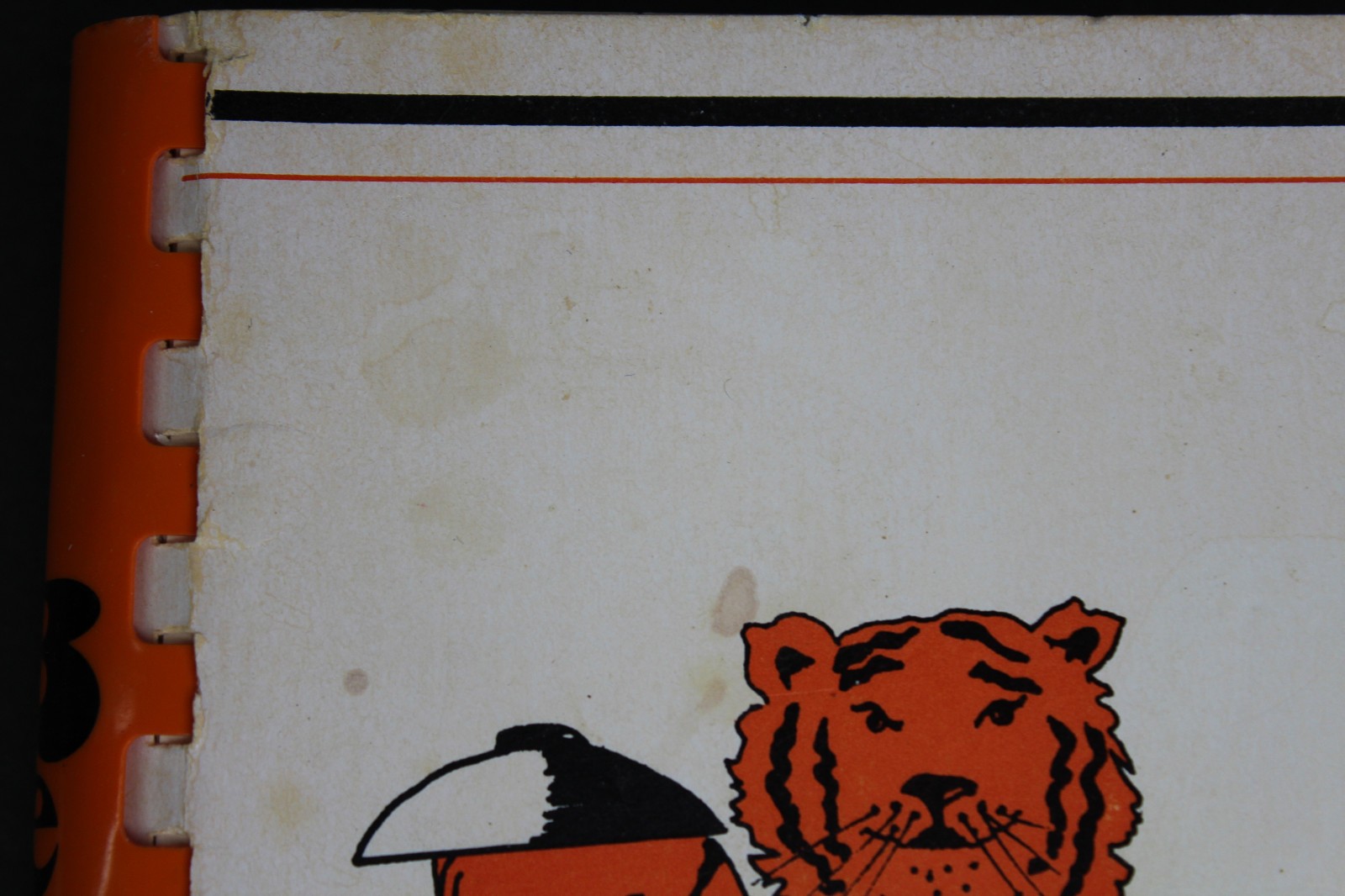 Rare 1984 Bengal Bites Cincinnati Bengals Wives’ Cookbook Spiral Bound 127 Pages