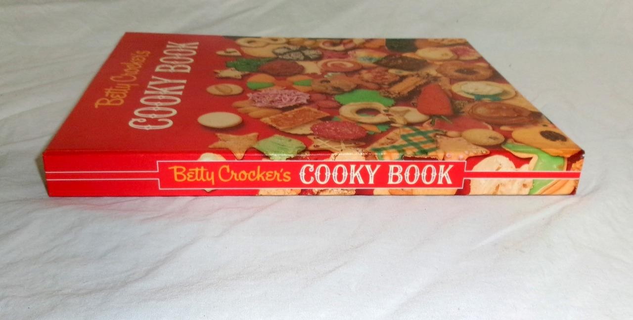 VTG Betty Crocker’s Cooky Book 1963 Hard Cover Pictures 2002 Facsimile Edition