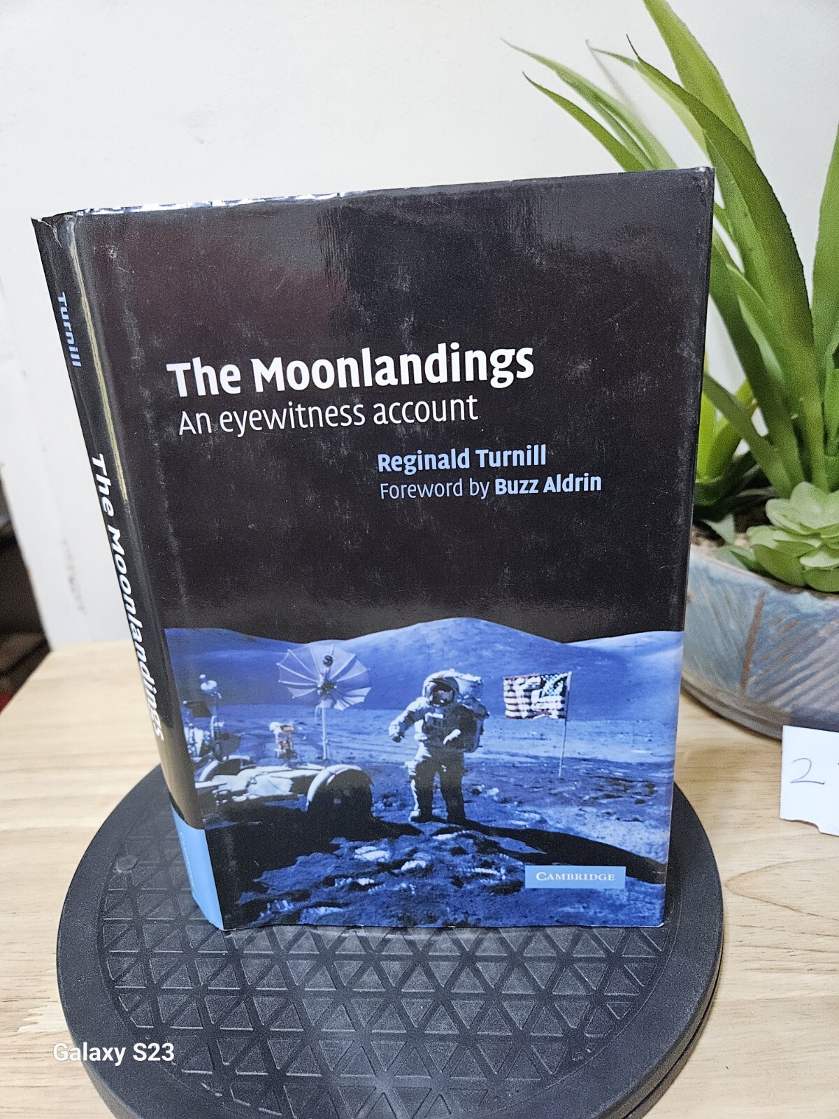 The Moonlandings: An Eyewitness Account by Reginald Turnill 2003 Hardcover DJ