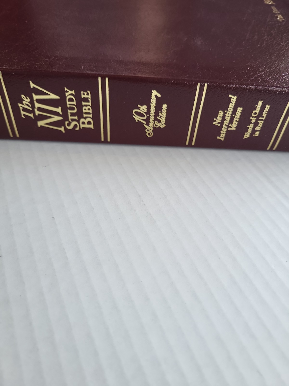 NIV Study Bible Zondervan 10th Anniversary Edition XL Bonded Leather Burgundy