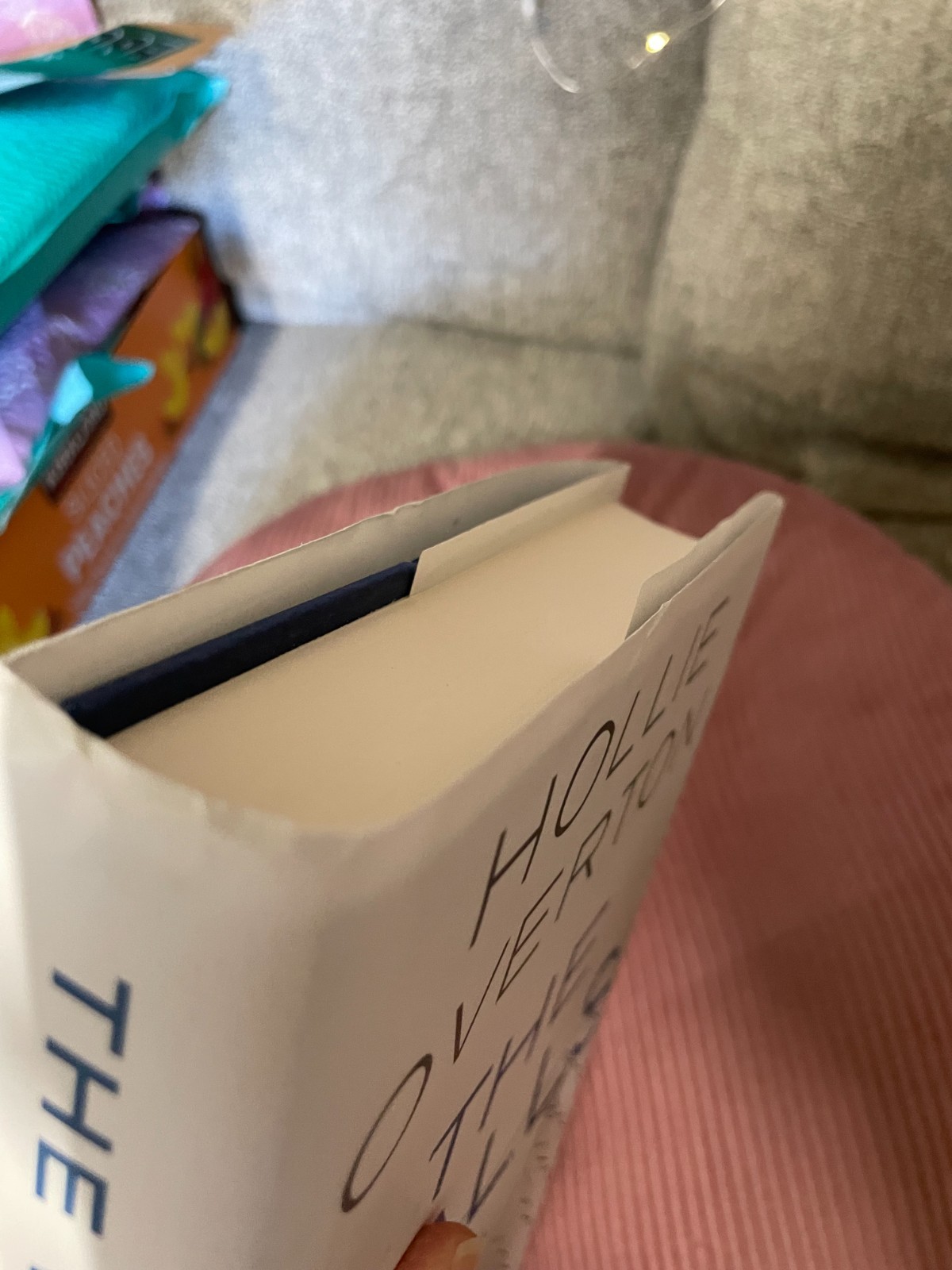 Walls by Hollie Overton (2017, Hardcover)
