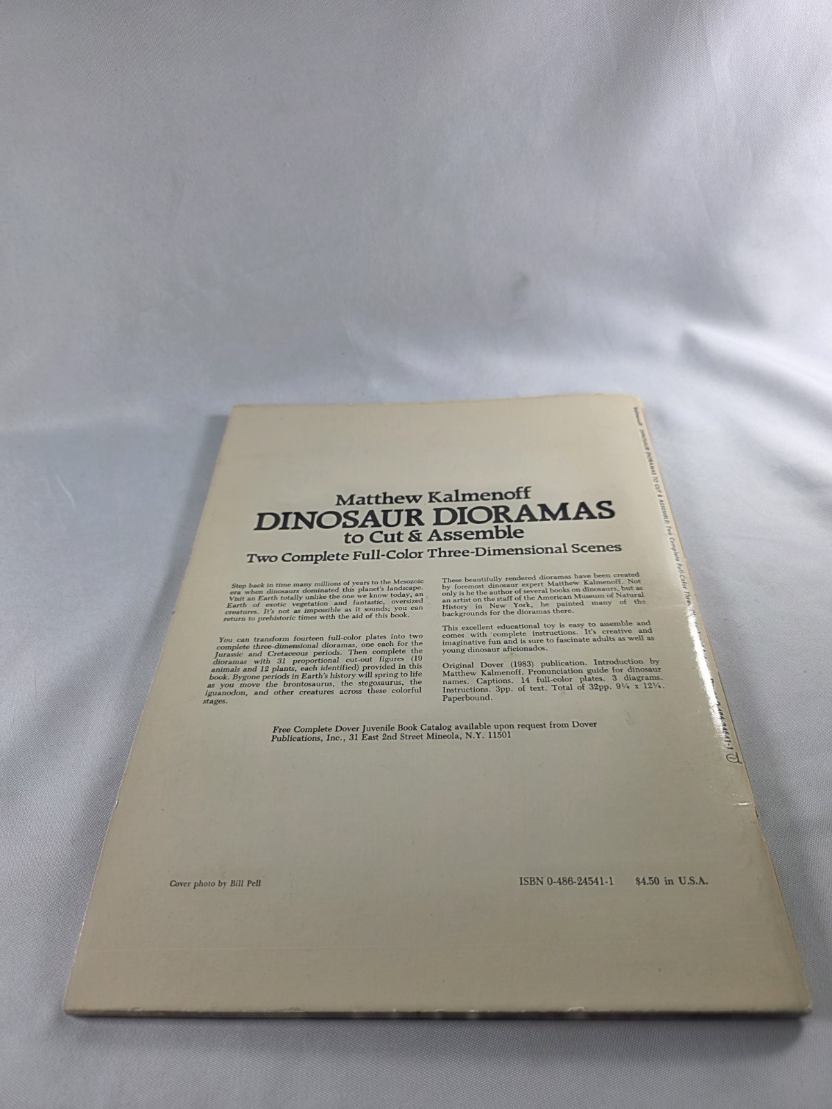 Dinosaur Dioramas to Cut and Assemble by Matthew Kalmenoff (1983, Paperback)