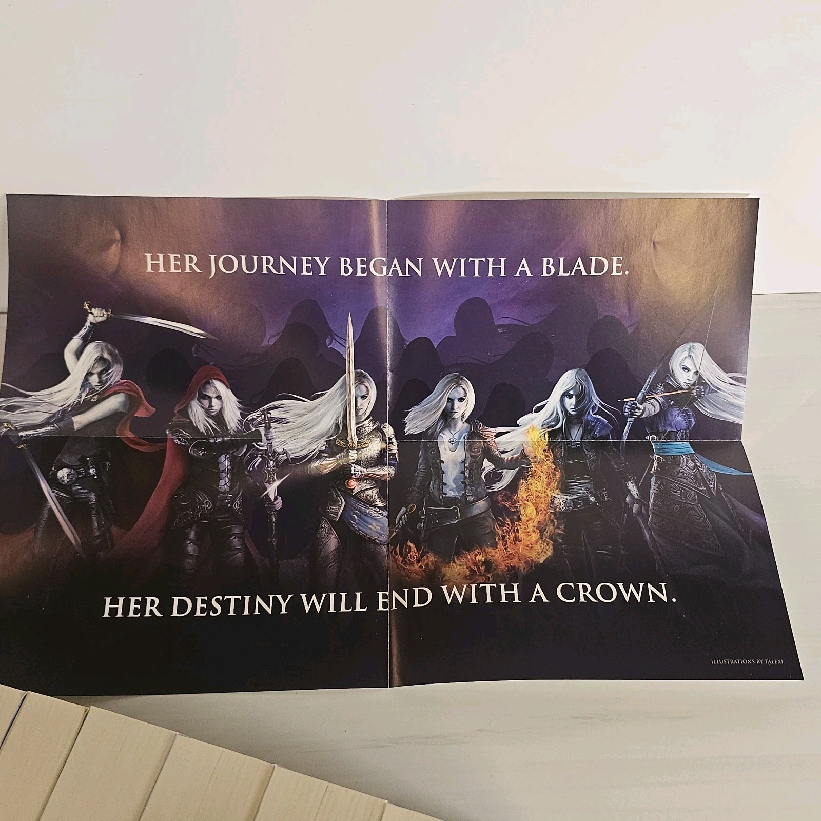 Sarah J. Maas Throne of Glass Series 8-Book Box Set Fantasy Fiction YA & Poster