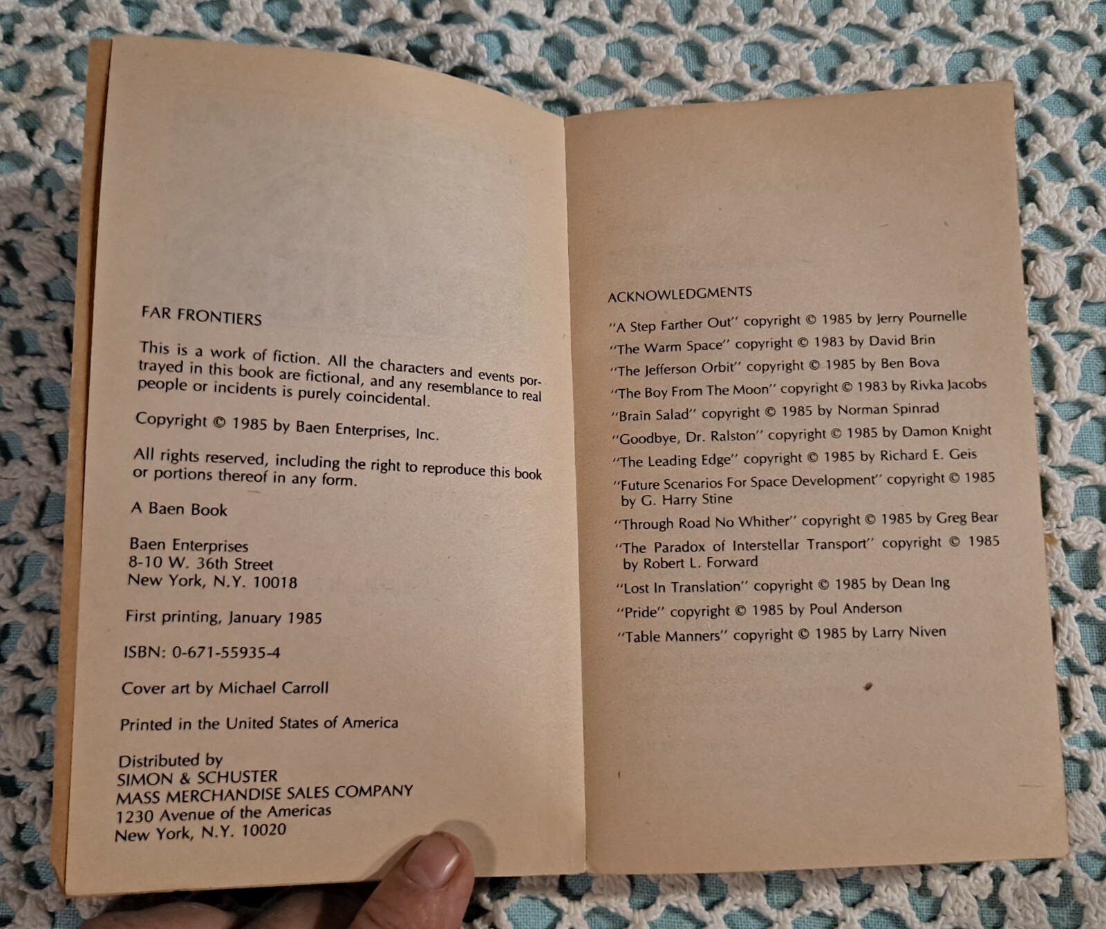 Far Frontiers, A Baen Book, Jan 1985 (1st Printing), vintage PB, 315 pages