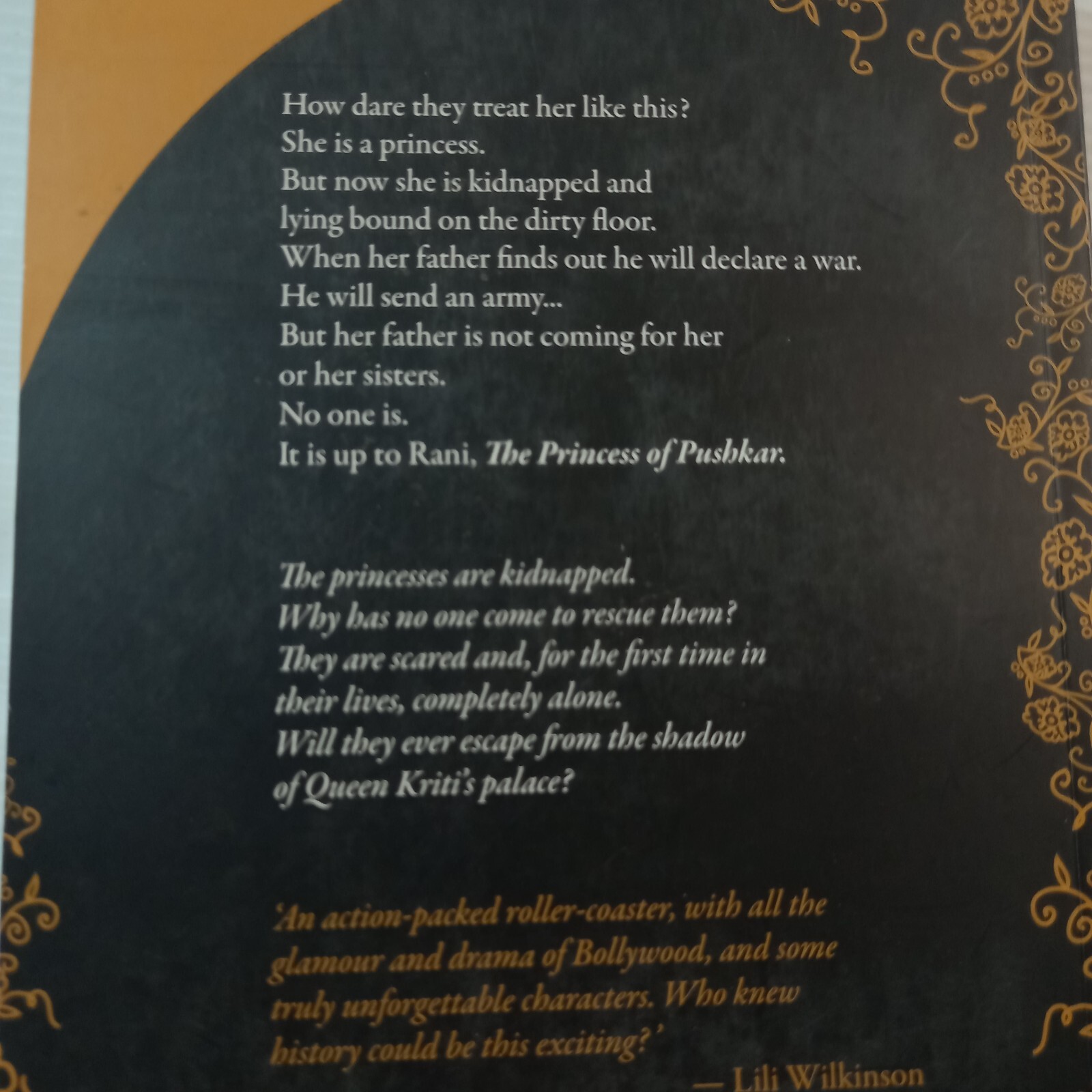 In The Shadow Of The Palace: The Princess Of Pushkar by Judith A. Simpson PB