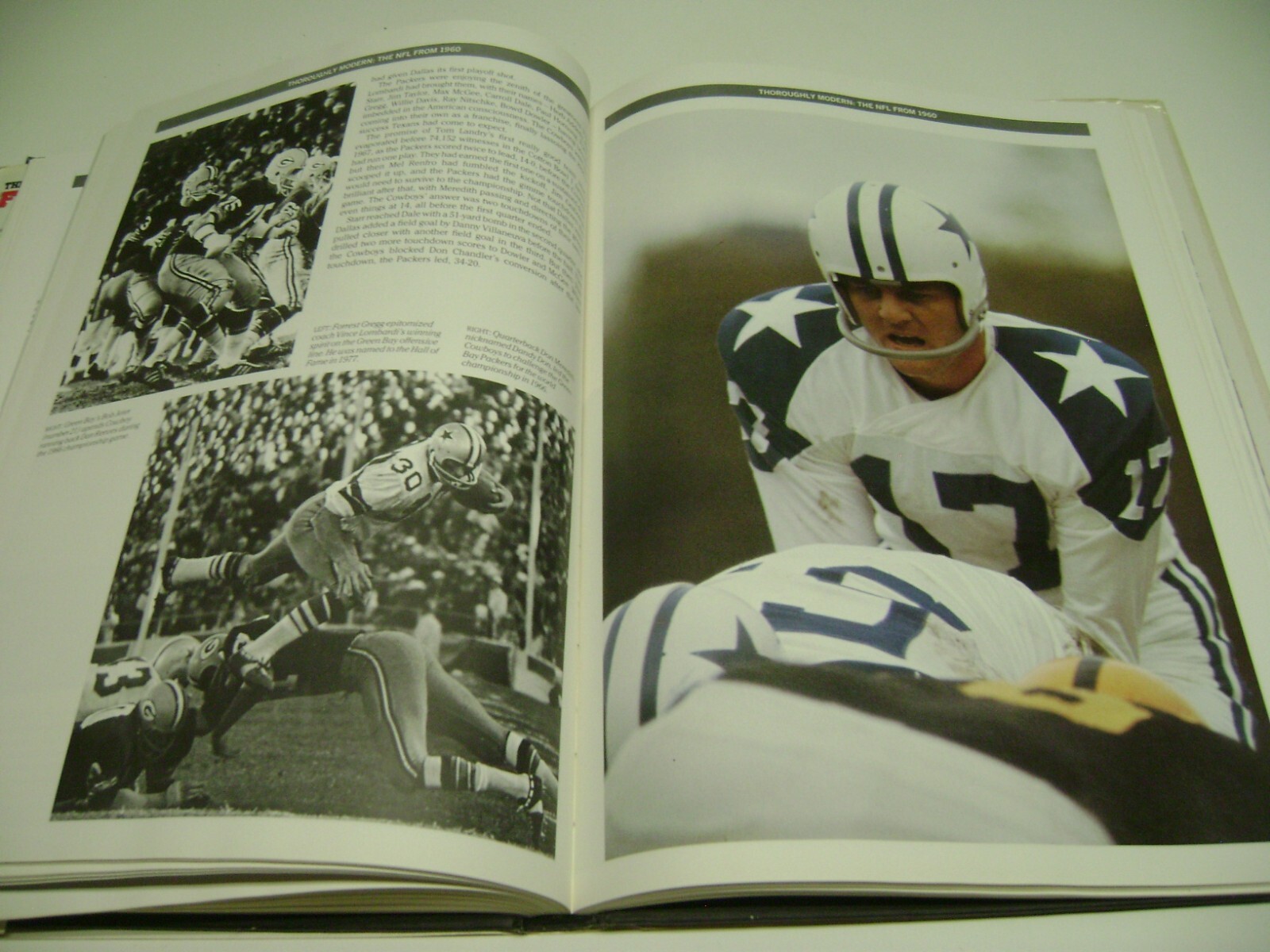 Huge 1987 Hardcover Book THE PICTORIAL HISTORY OF FOOTBALL,420 Pages Many Photos