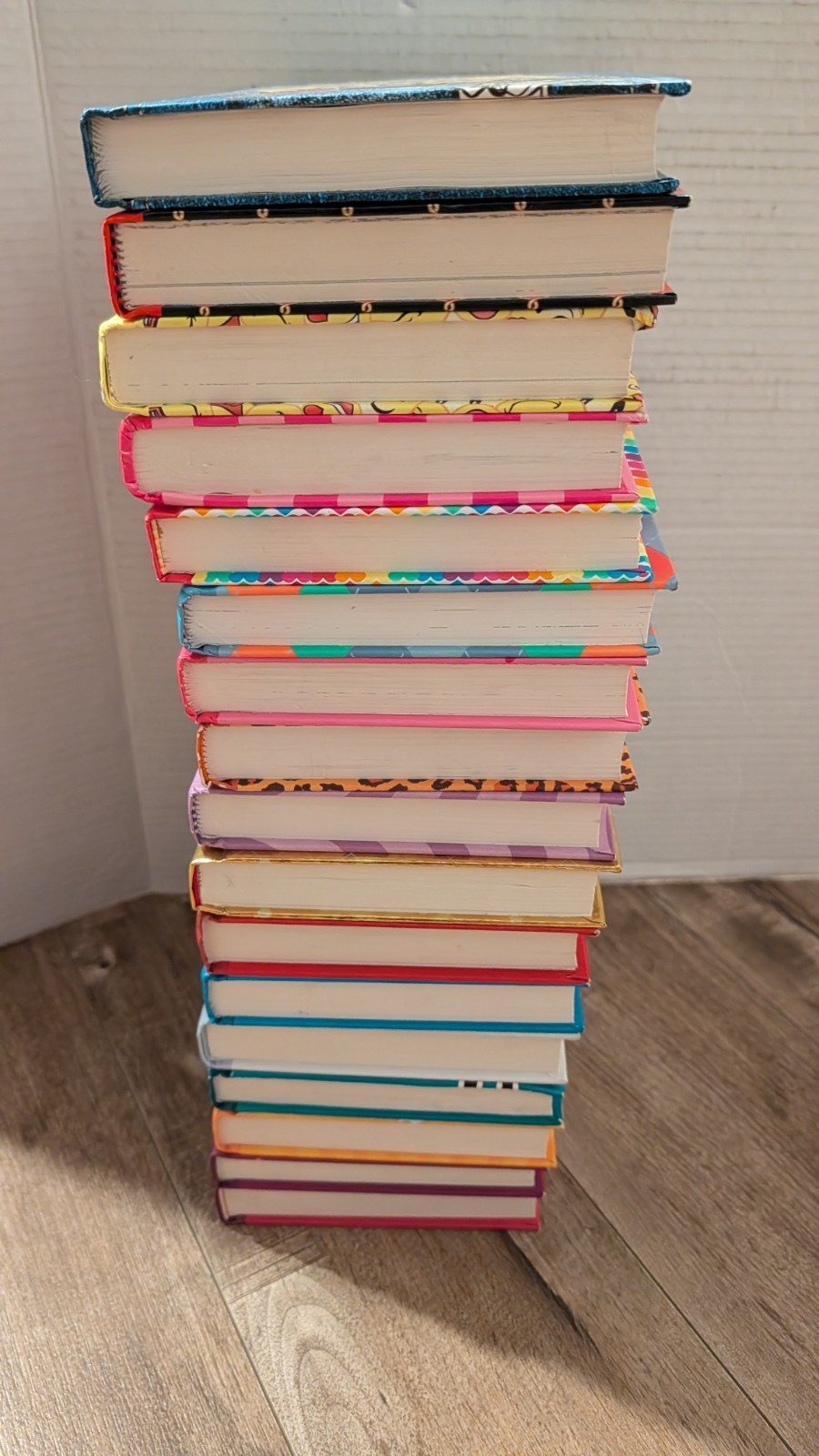 Lot of 17 Dork Diaries 1-15 + 31/2 HC Rachel Renee Russell, Me Diary