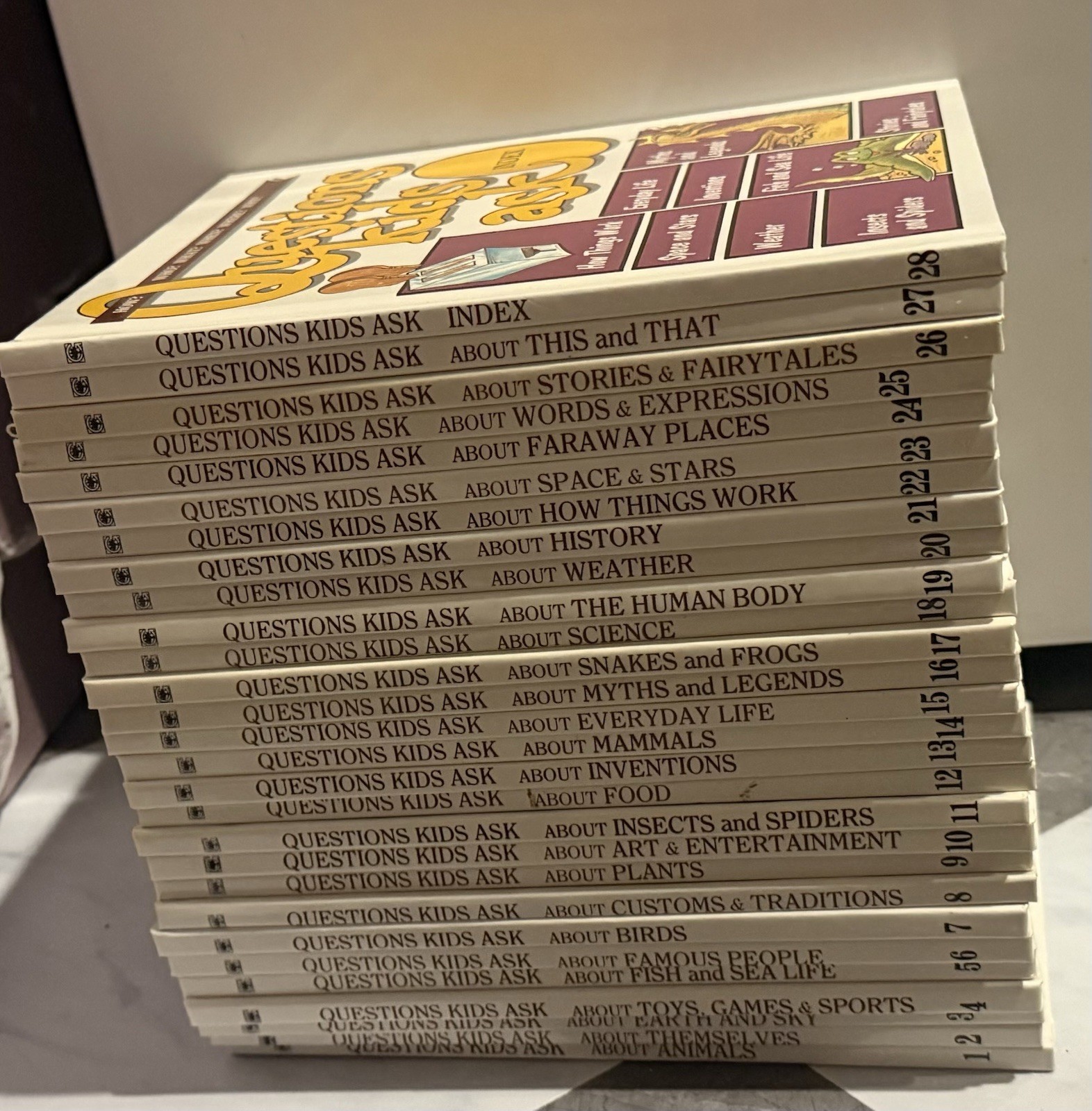 Questions Kids Ask 28 Volume Hardcover Set by Grolier 1989 COMPLETE SET 1-28