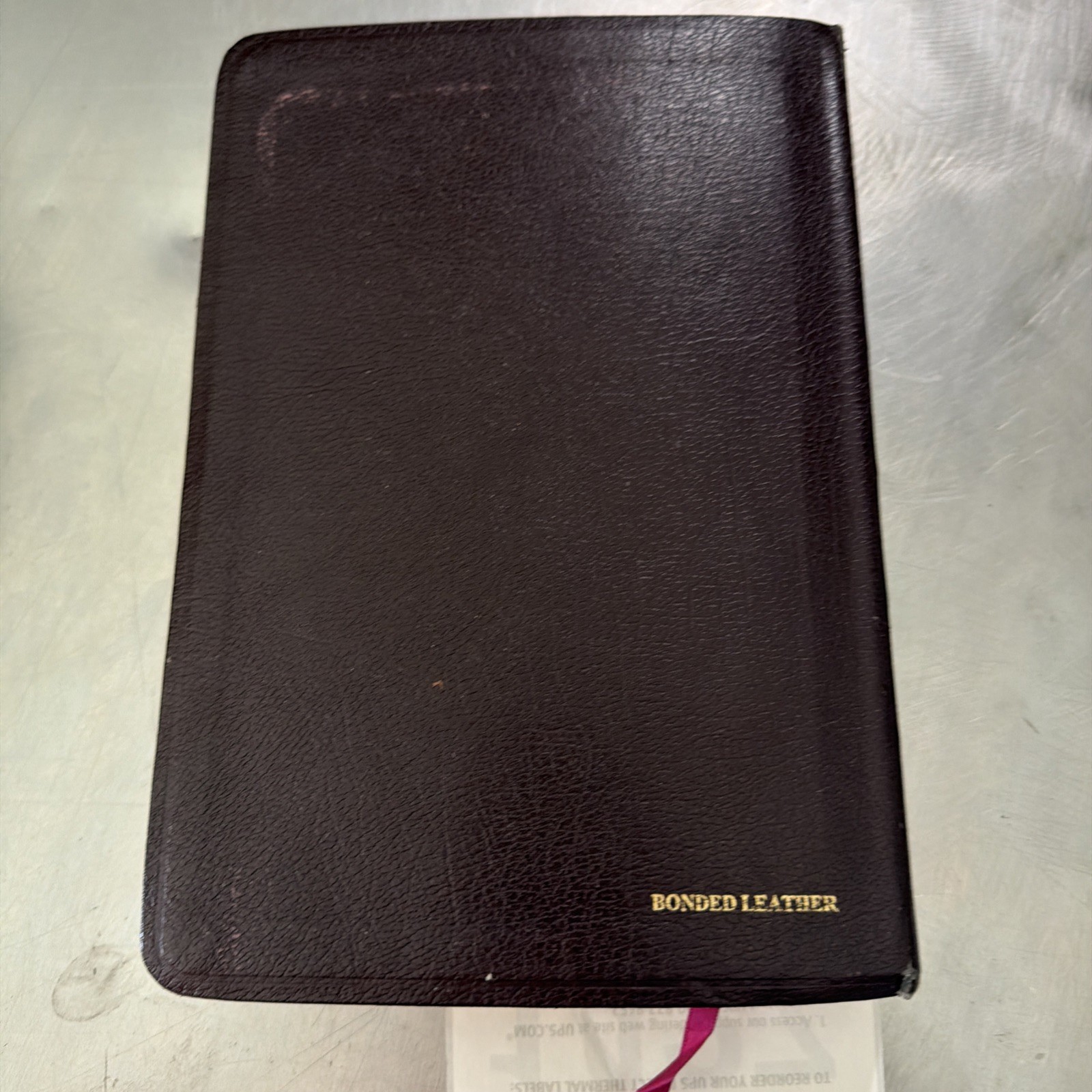 Nelson’s NKJV Study Bible 2885NBG Gilded Bonded Leather