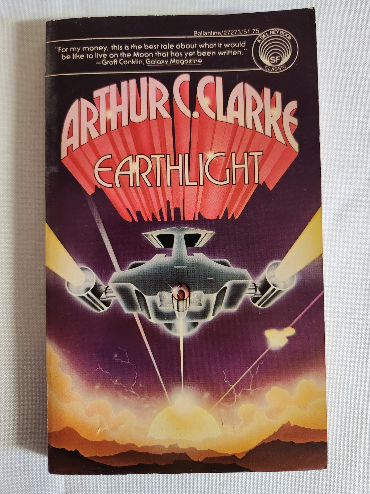 5 VTG Arthur C. Clarke Paperbacks – Earthlight, Childhood’s End, White Heart +