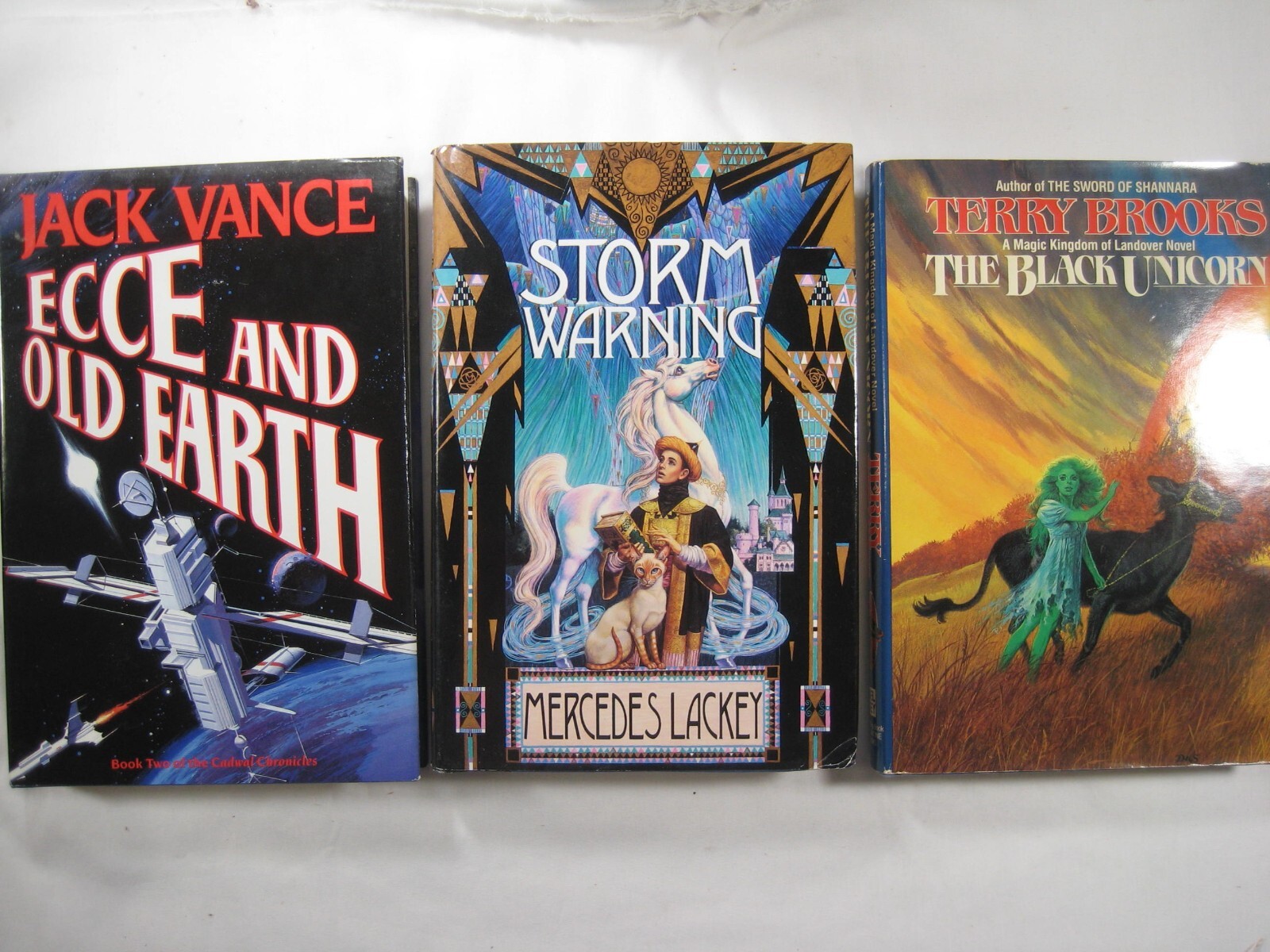 Lot 17 books Science Fiction HC Arthur C. Clarke Anne McCaff. Carl Sagan +Lot 9A