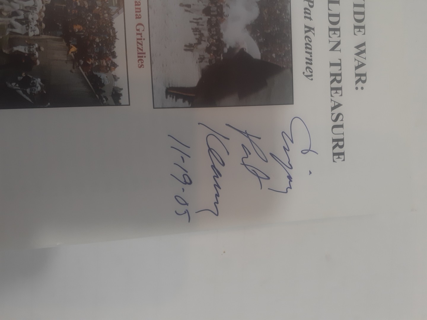 SIGNED The Divide War : Montana’s Golden Treasure by Kearney, Pat