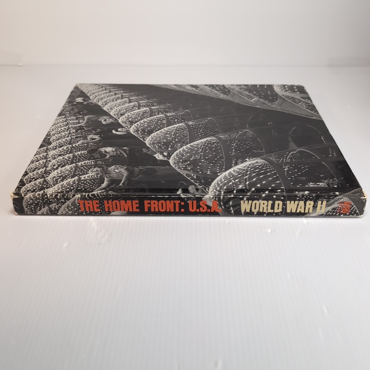Home Front USA Time Life Book World War II Series Ronald H Bailey Illustrated HC