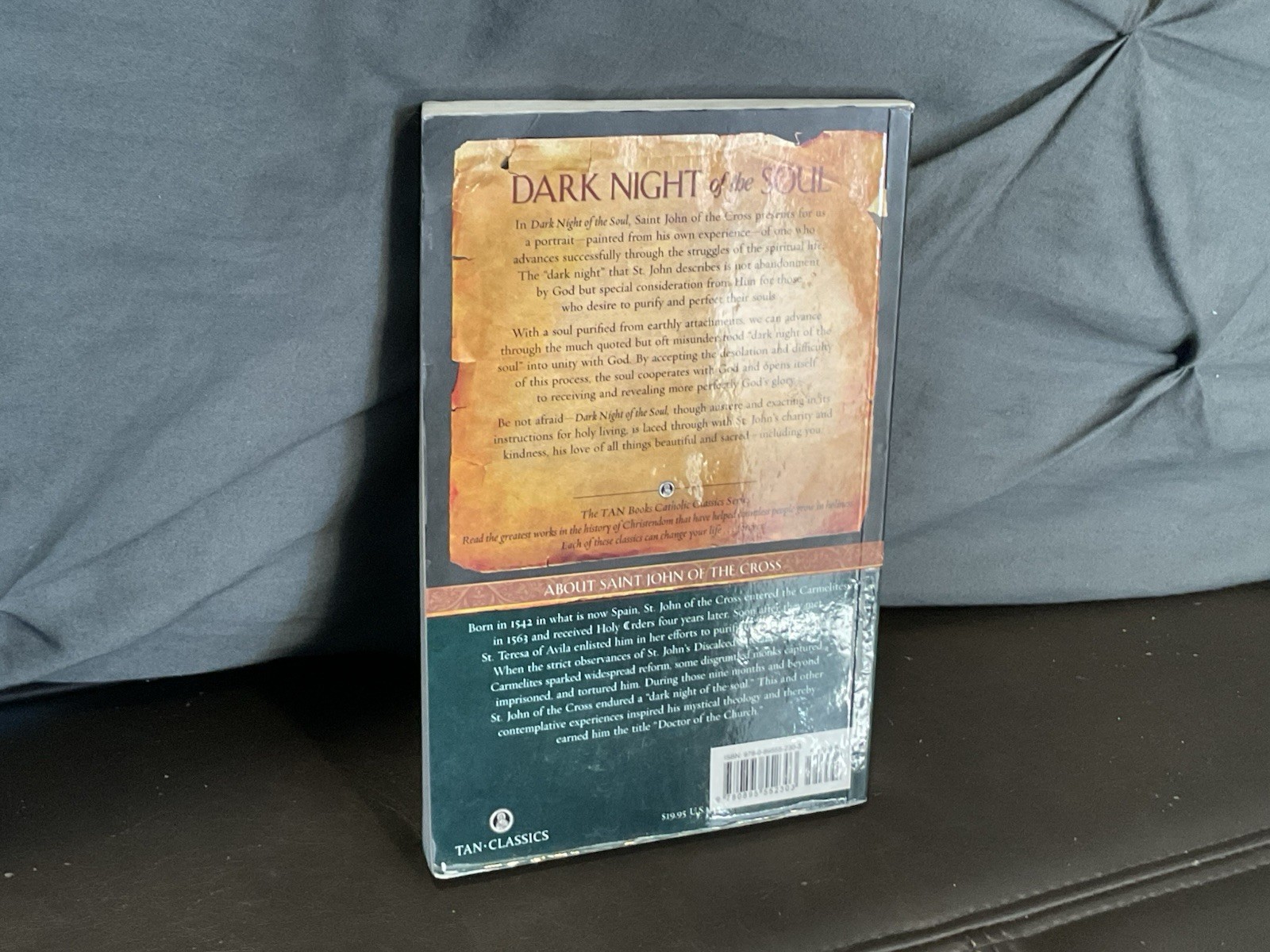 Dark Night of the Soul by Saint John of the Cross (Trade Paperback)