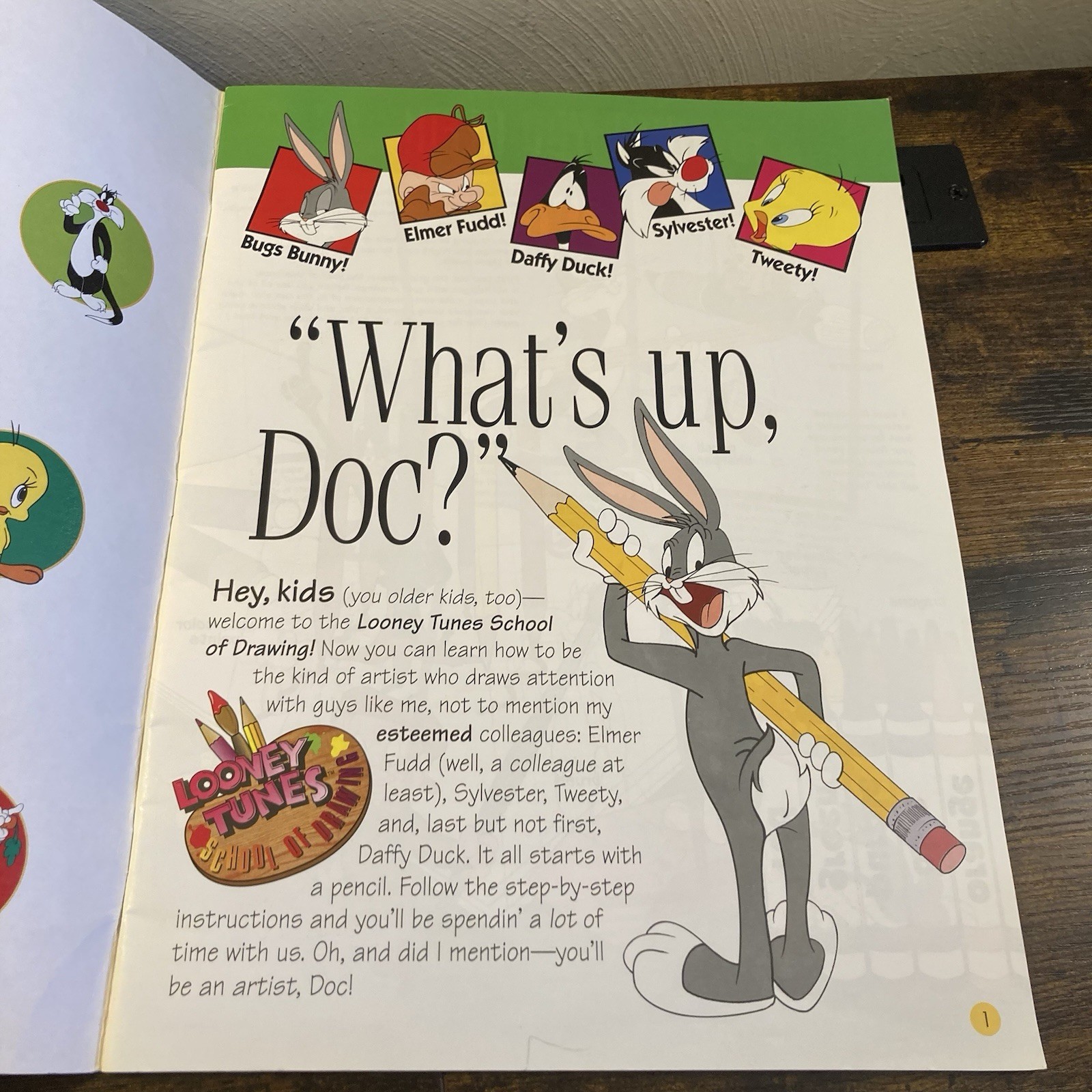 Learn to Draw Bugs Bunny and Friends Looney Tunes How To Daffy Book Vtg 1996