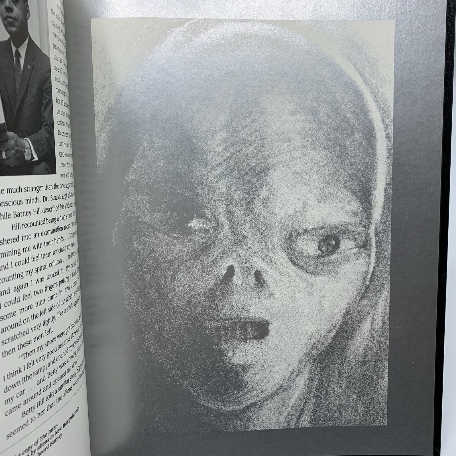 The UFO Phenomenon Mysteries of the Unknown 1988 Time Life Books Hardcover Vtg