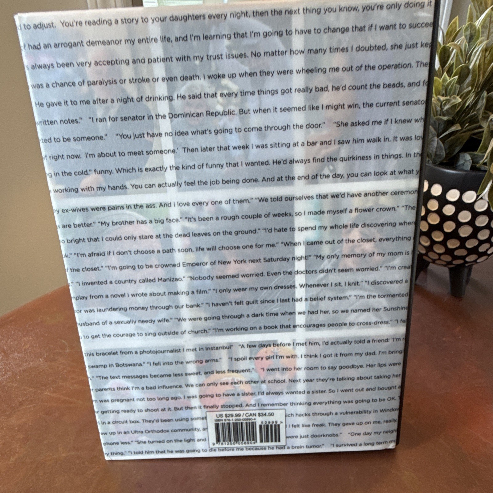 Humans of New York: Stories Brandon Stanton Hardcover St. Martin’s Press 2015
