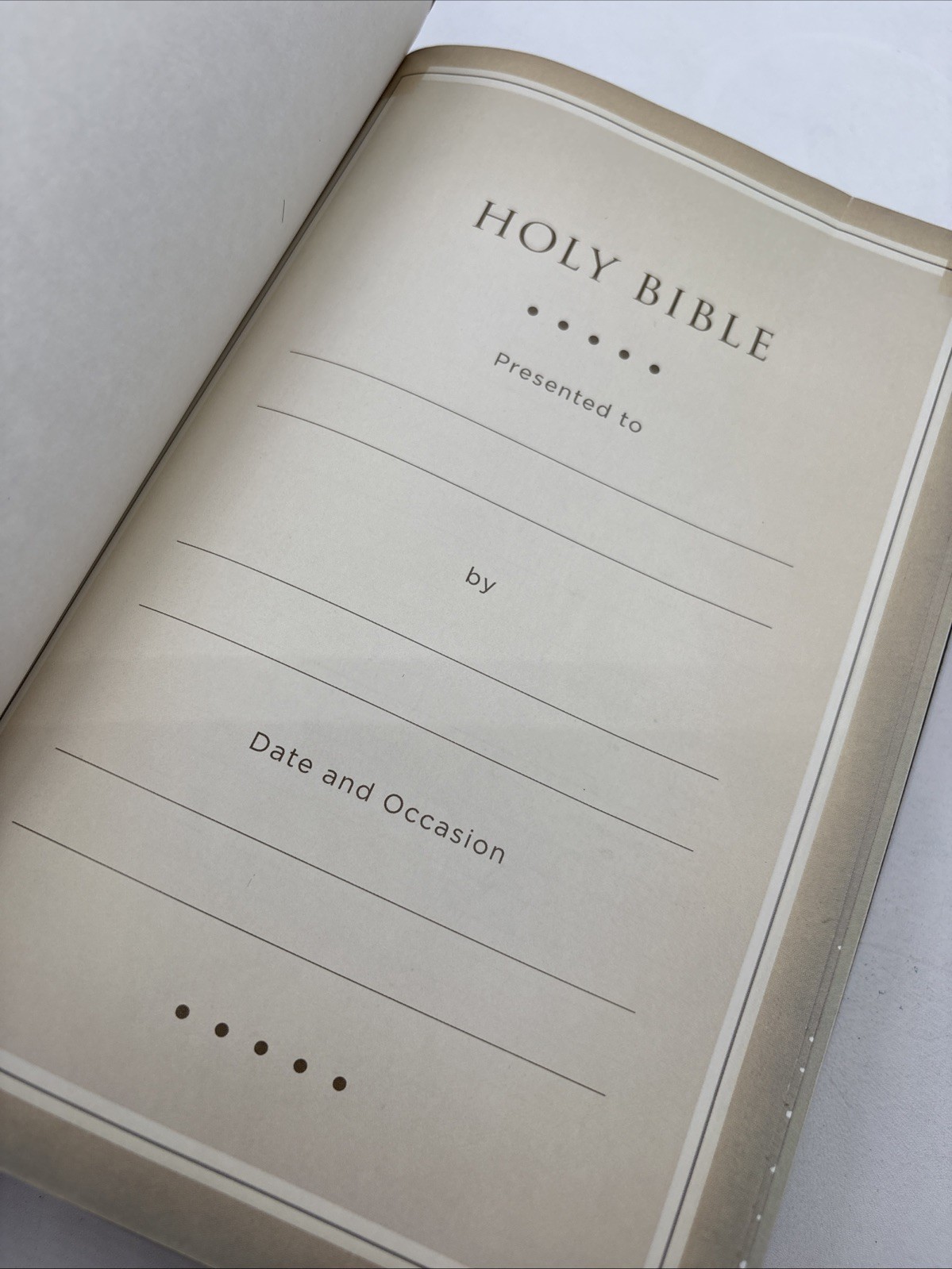 NKJV Bible Giant Print Center-Column Reference Nelson Bonded Leather