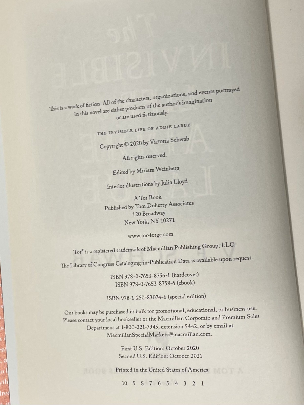 Invisible Life of Addie LaRue Barnes & Noble Exclusive Edition V.E. Schwab HC