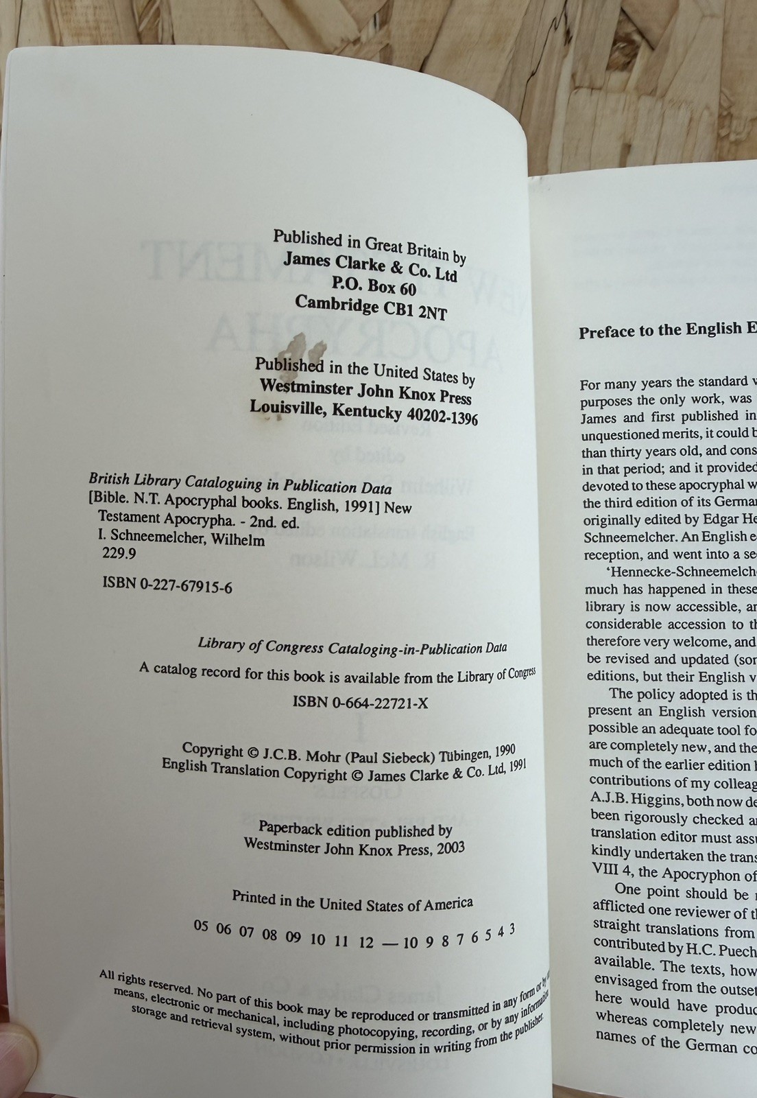New Testament Apocrypha, Volume 1, Revised Edition: Gospels and Related Writings