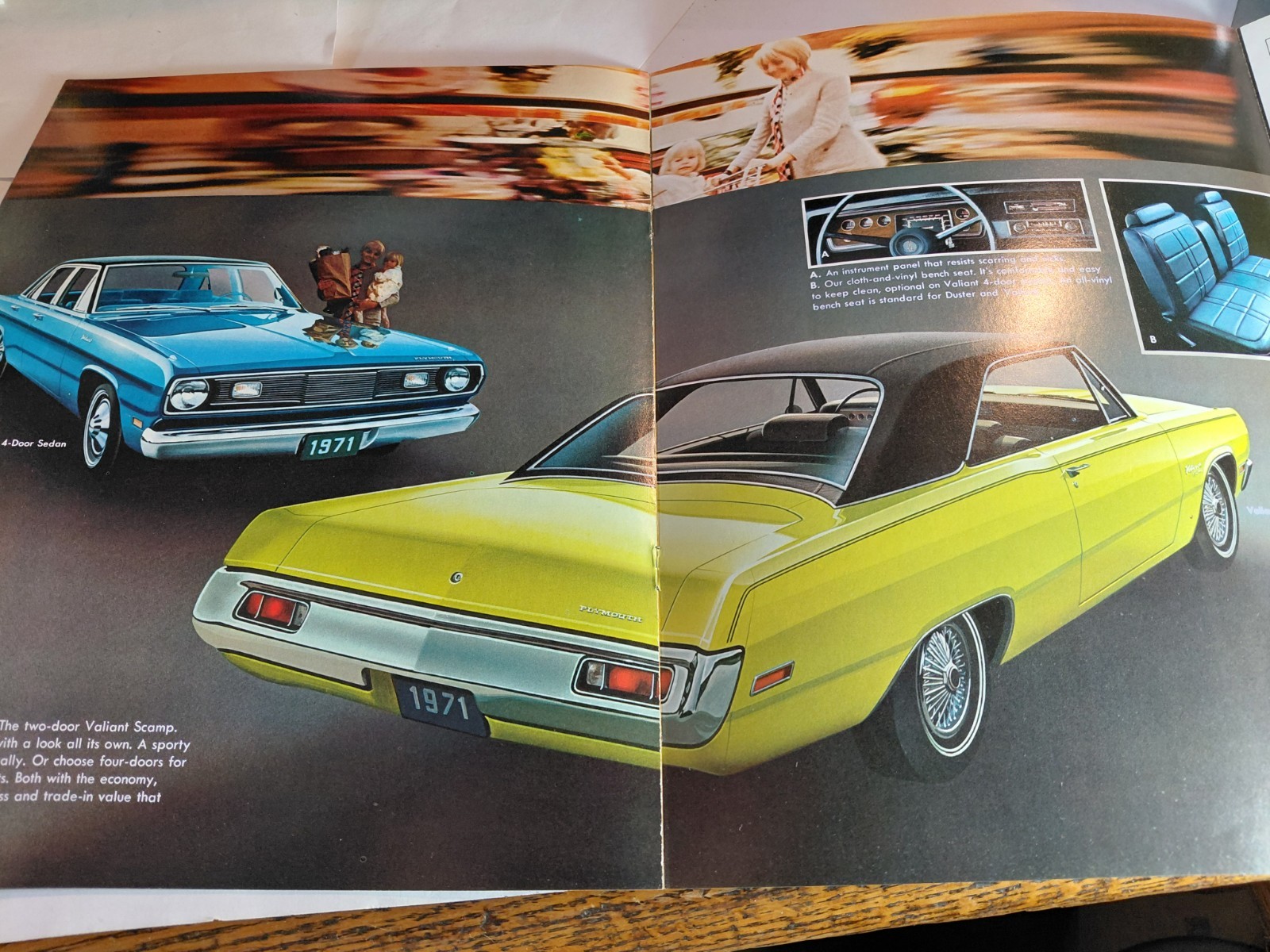 1971 Plymouth Duster & Valiant brochure. Excellent. 10 pages.