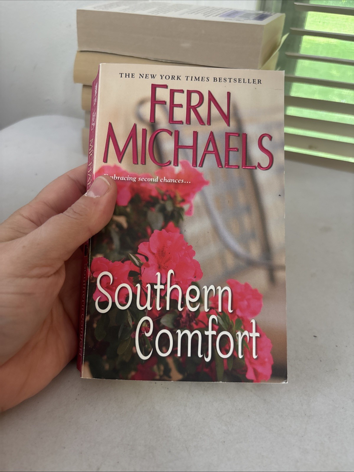 Lot of 10 – Fern Michaels – Mass Paperback Books – FREE SHIPPING