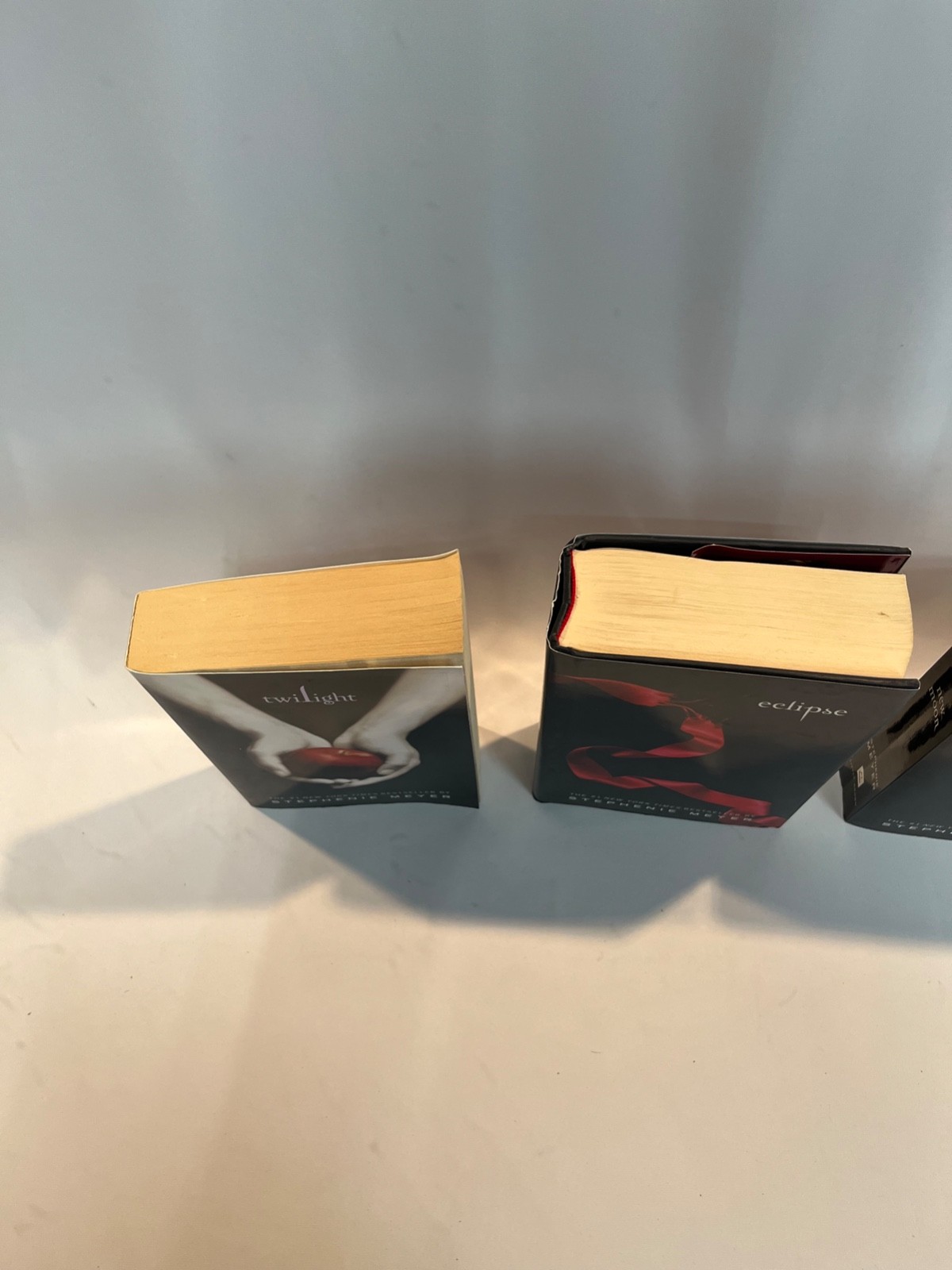 Twilight Saga Collection Set by Stephenie Meyer (2005-2008, 2 Hardcover, 2 PB)