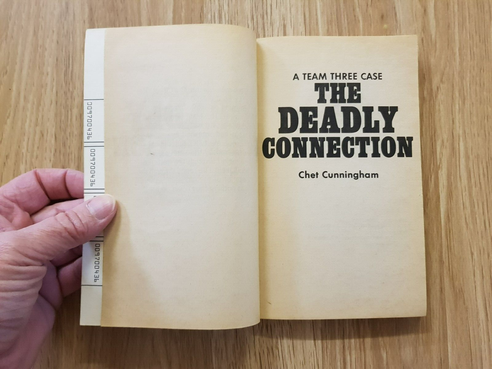 THE DEADLY CONNECTION By CHET CUNNINGHAM 1980 Carousel A TEAM THREE CASE RARE