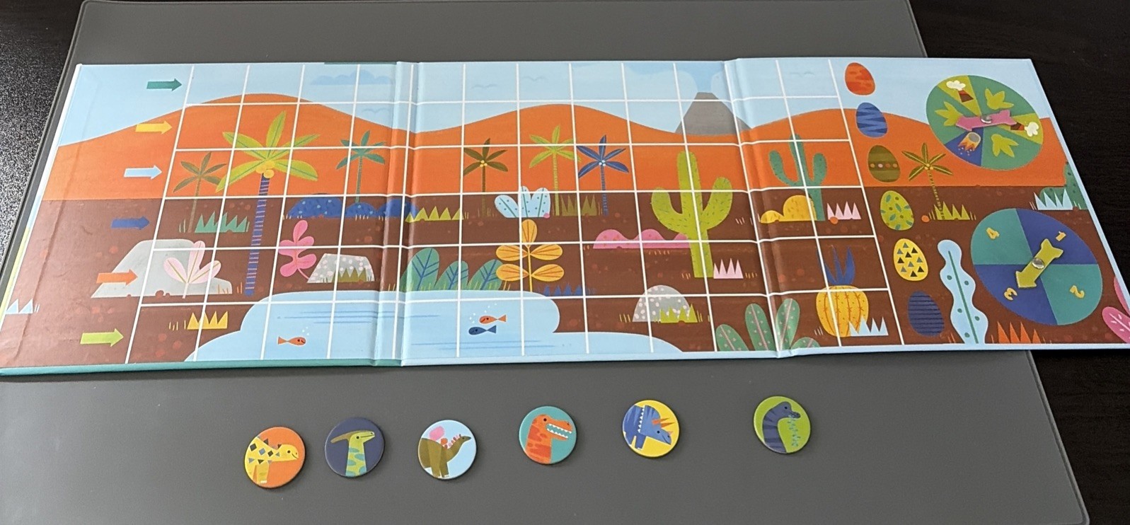 Let’s Go, Dinos! Prehistoric Racing Magnetic Board Travel Game By Mudpuppy EUC